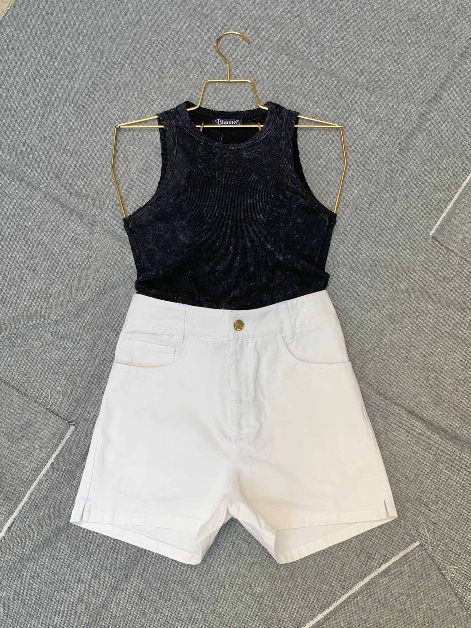 Cep Detaylı Mini Şort - Bej