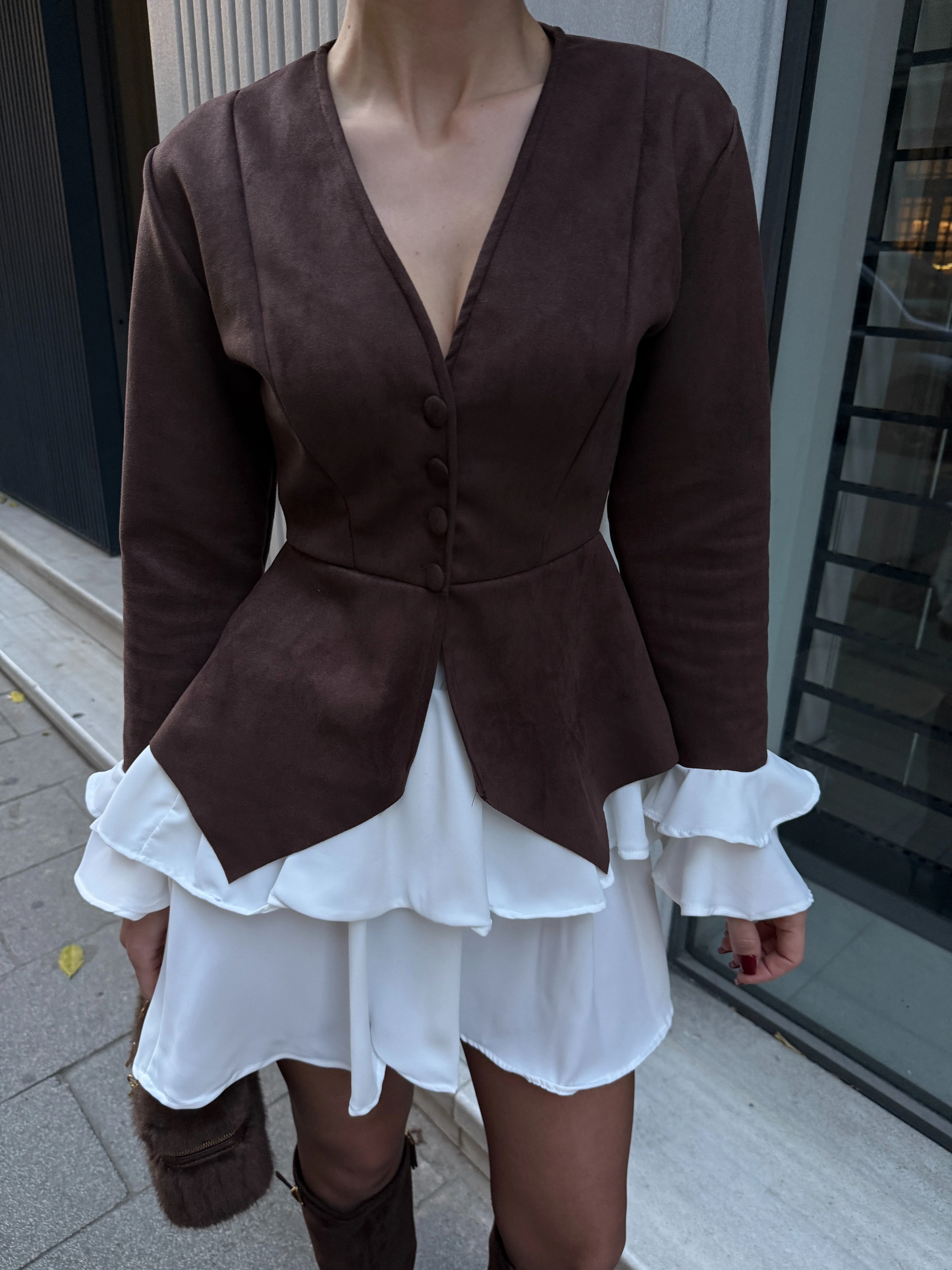 Süet Mini Fırfır Detaylı Takım