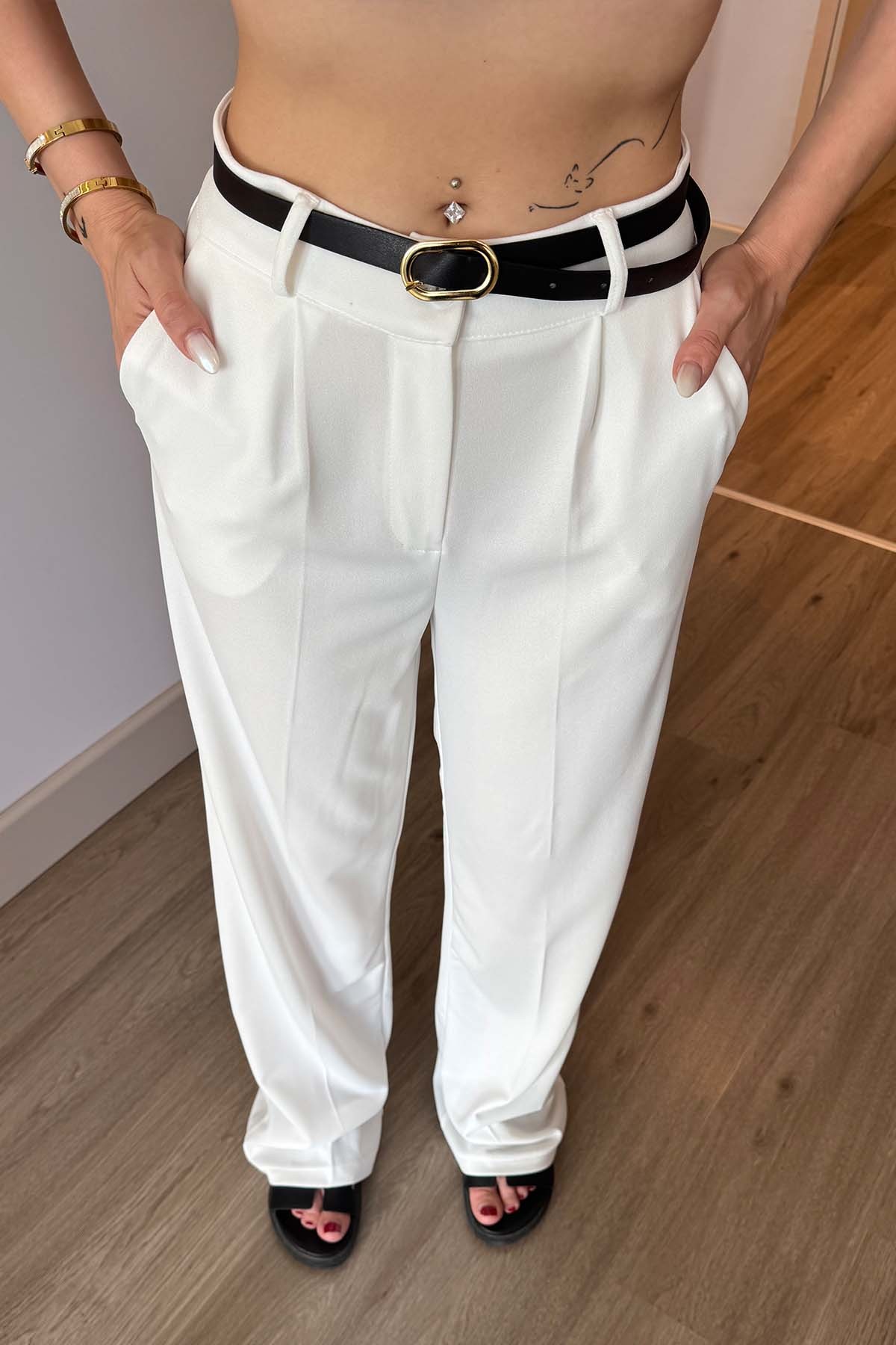 Kemerli Kumaş Pantalon - Beyaz