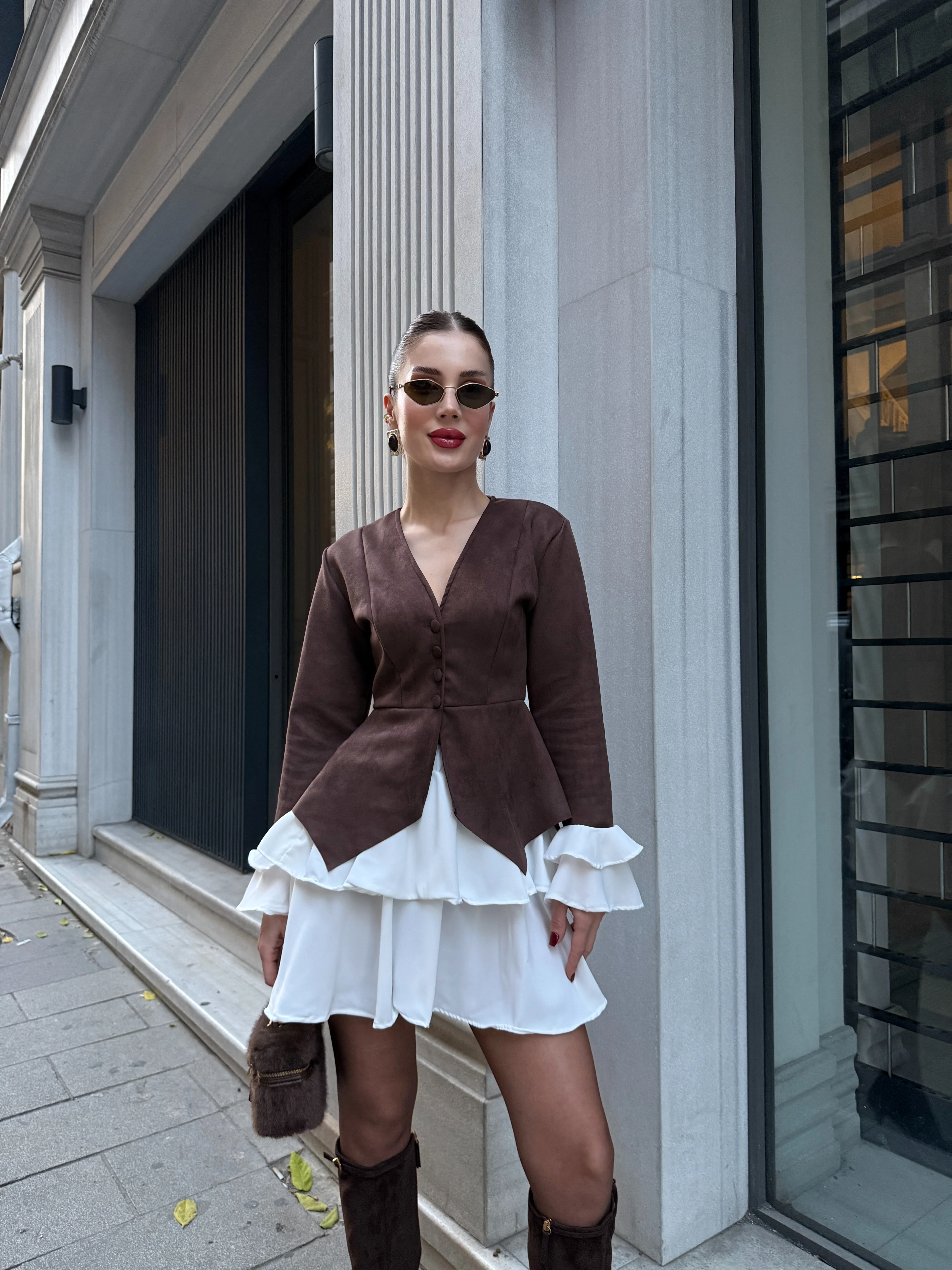 Süet Mini Fırfır Detaylı Takım