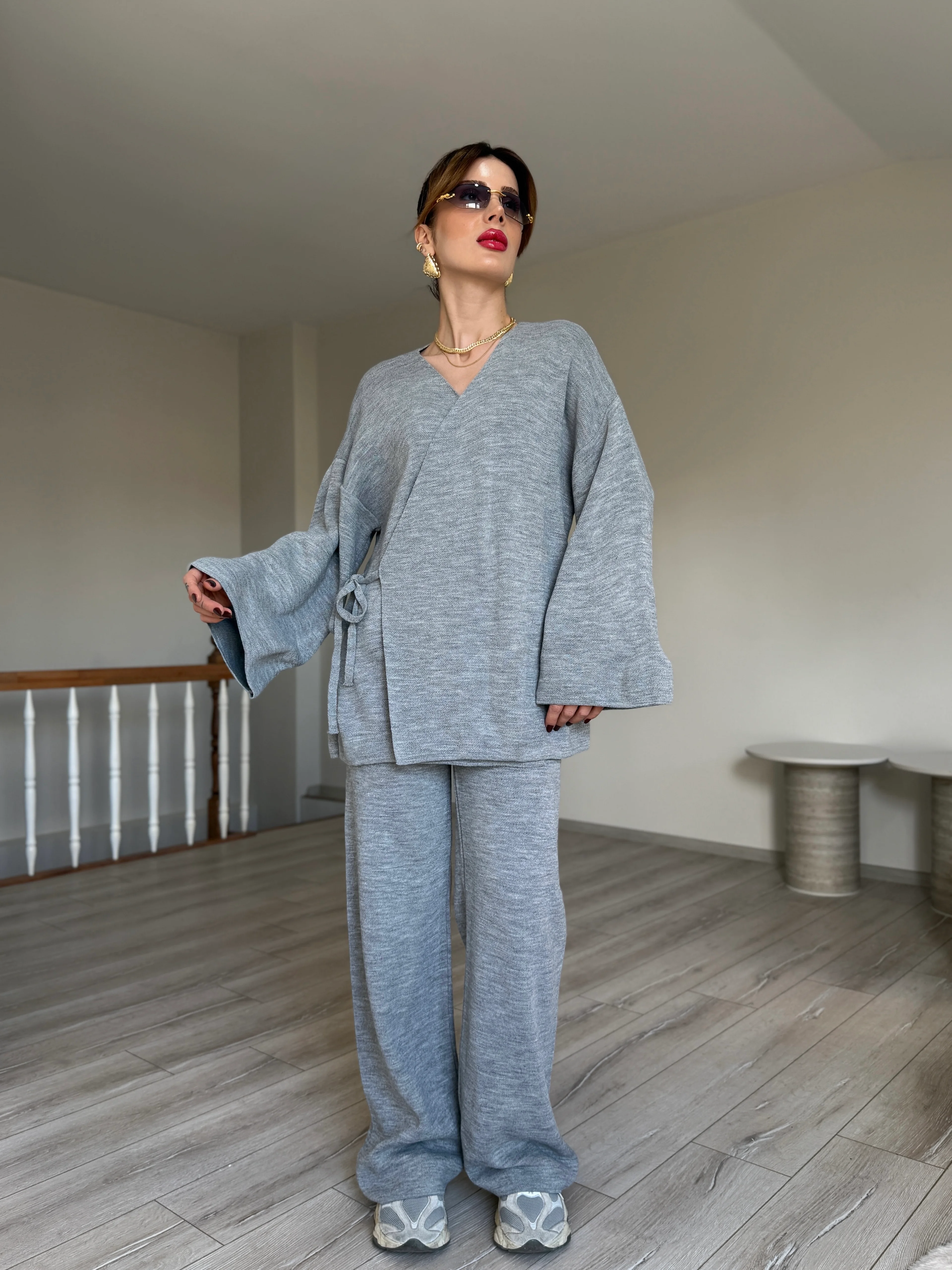 Yandan Bağlamalı Triko Takım