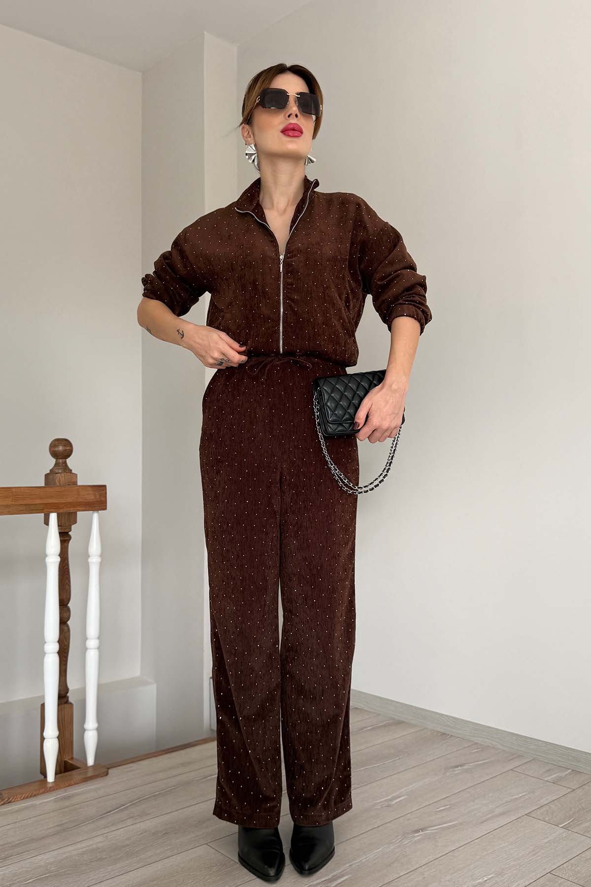 Kadife Taşlı Takım