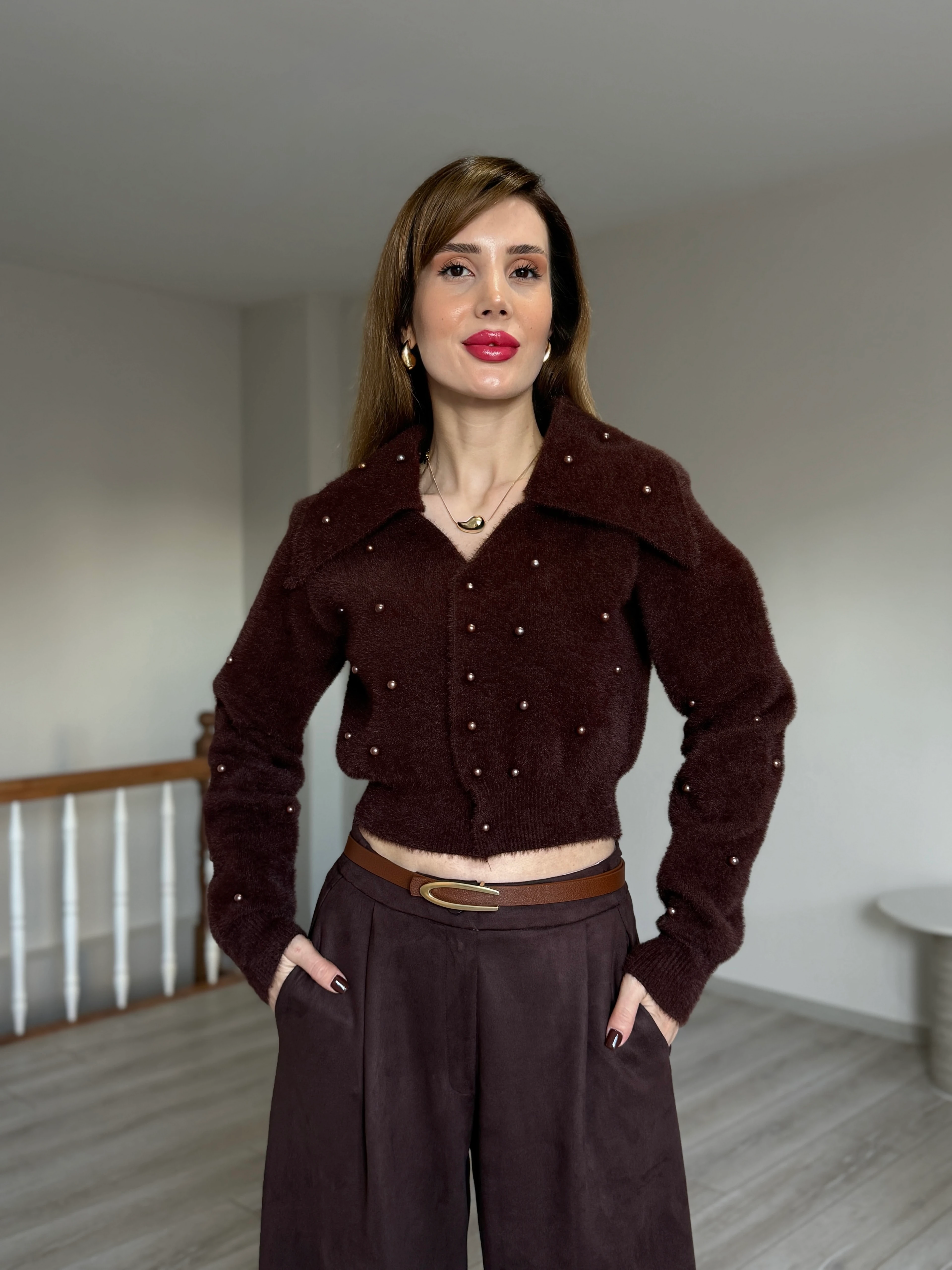 Düğmeli İnci Detaylı Hırka - acı kahverengi