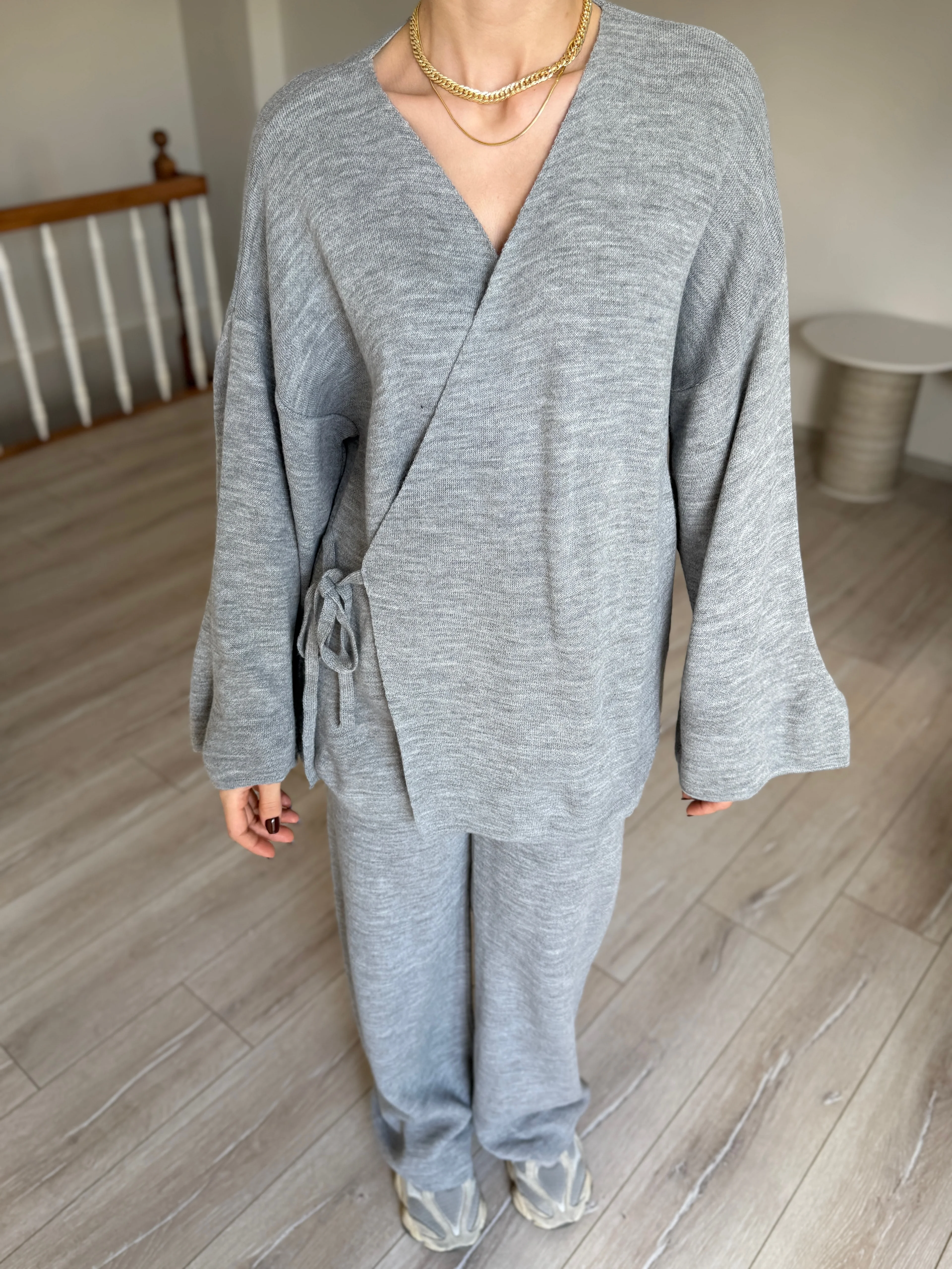 Yandan Bağlamalı Triko Takım