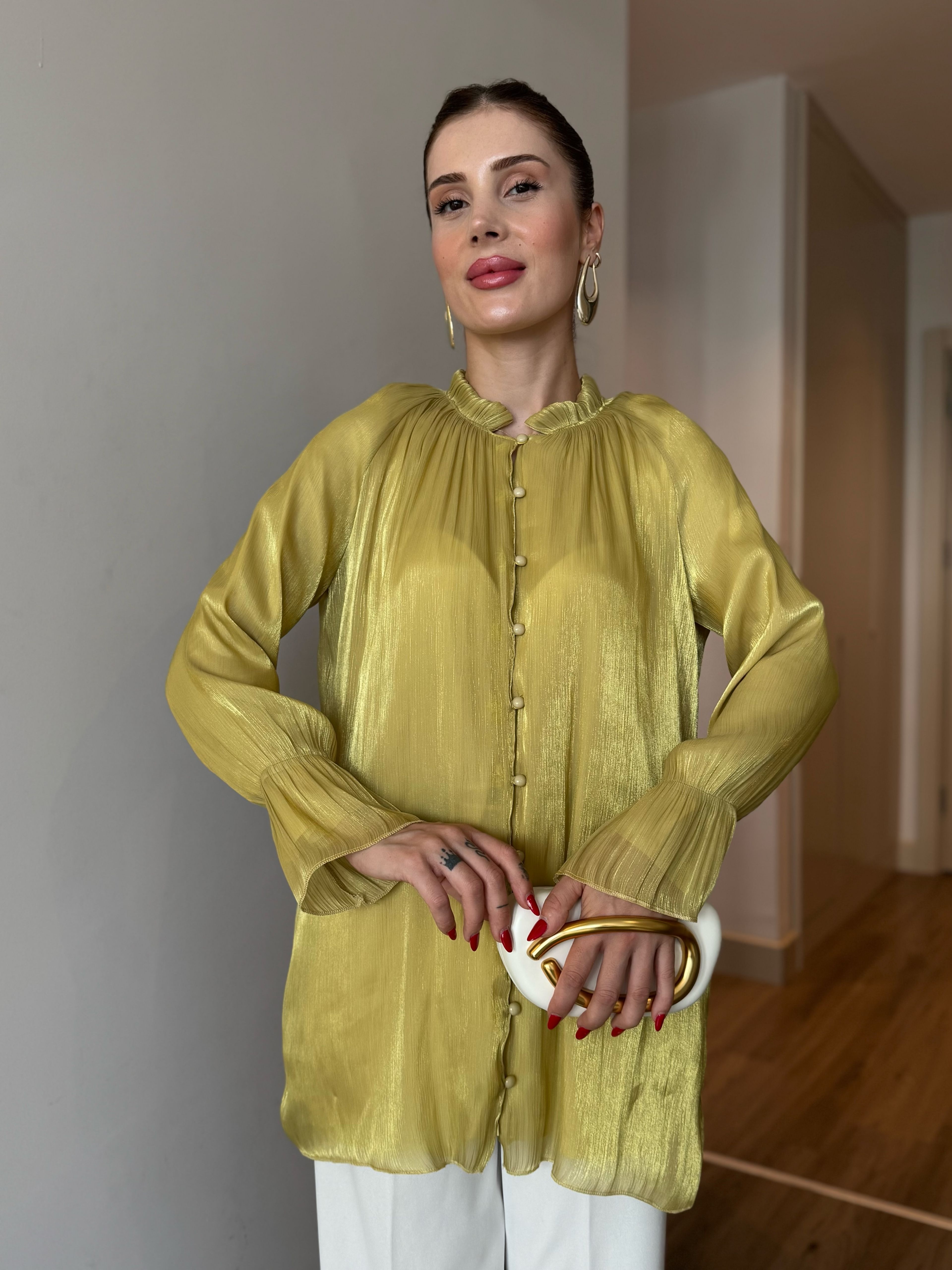 Volanlı Gül Detaylı Gömlek - Yağ Yeşili