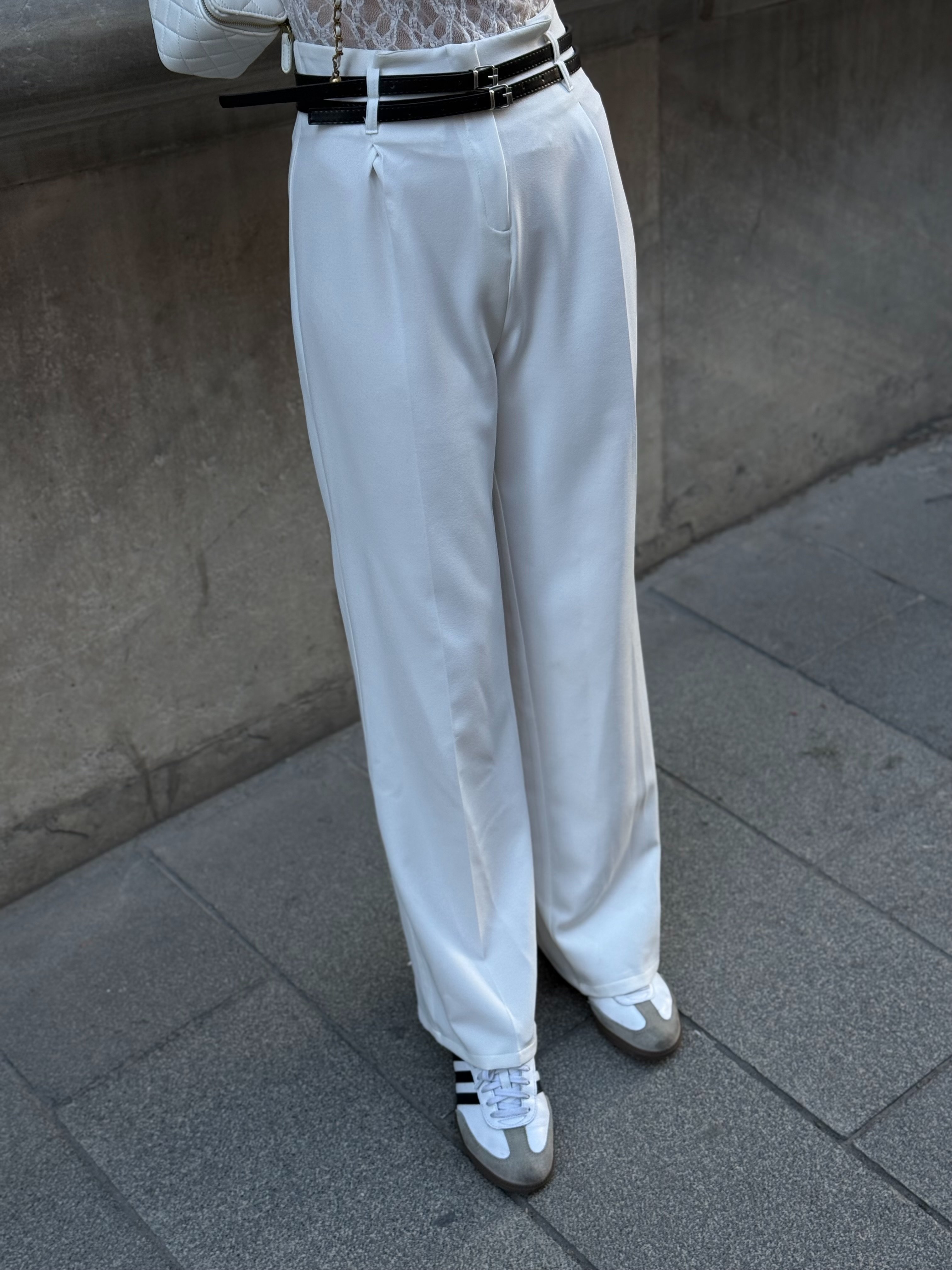 Çift Kemerli  Kumaş Pantalon
