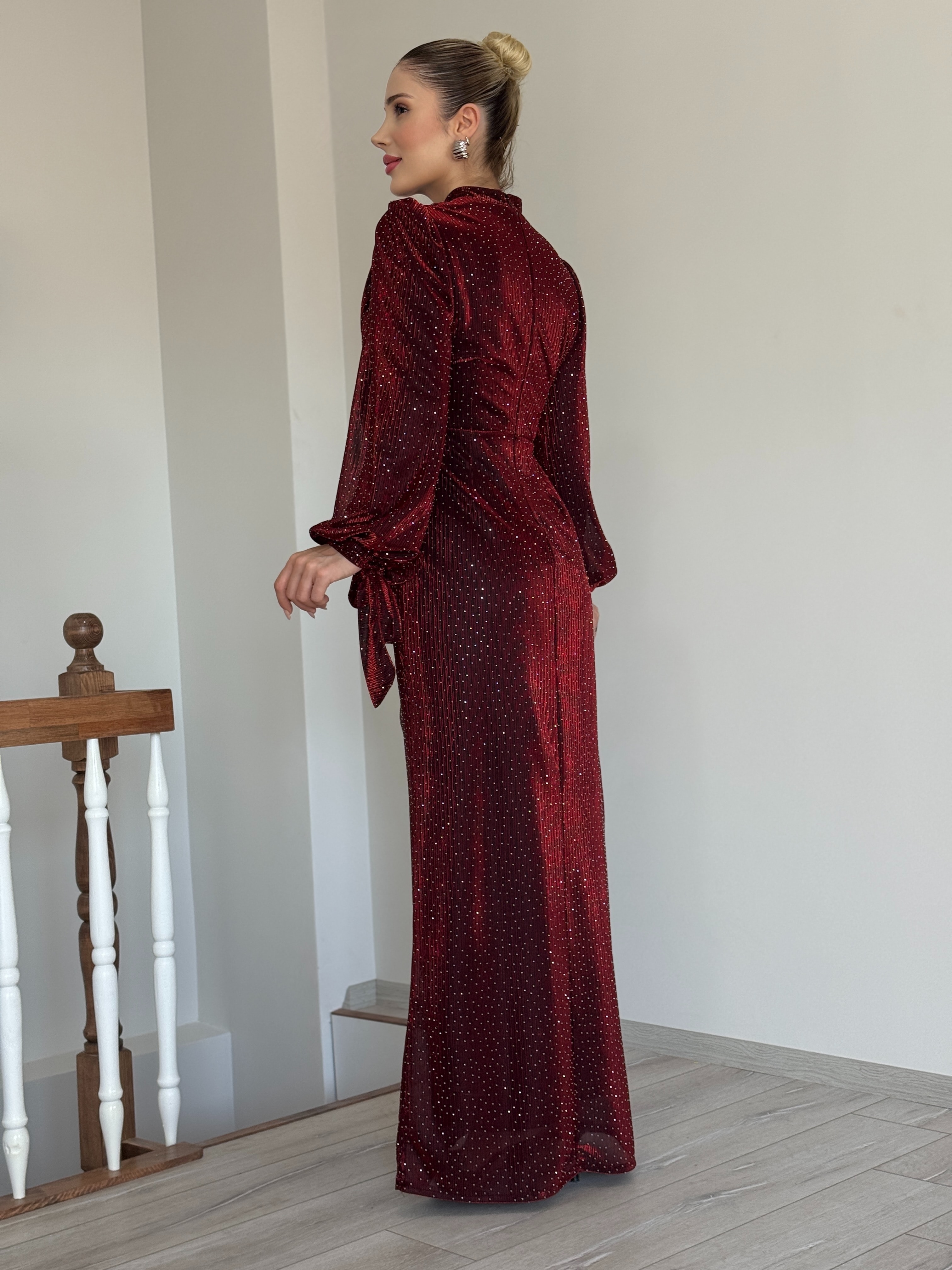 Taşlı Bağlama Detaylı Abiye