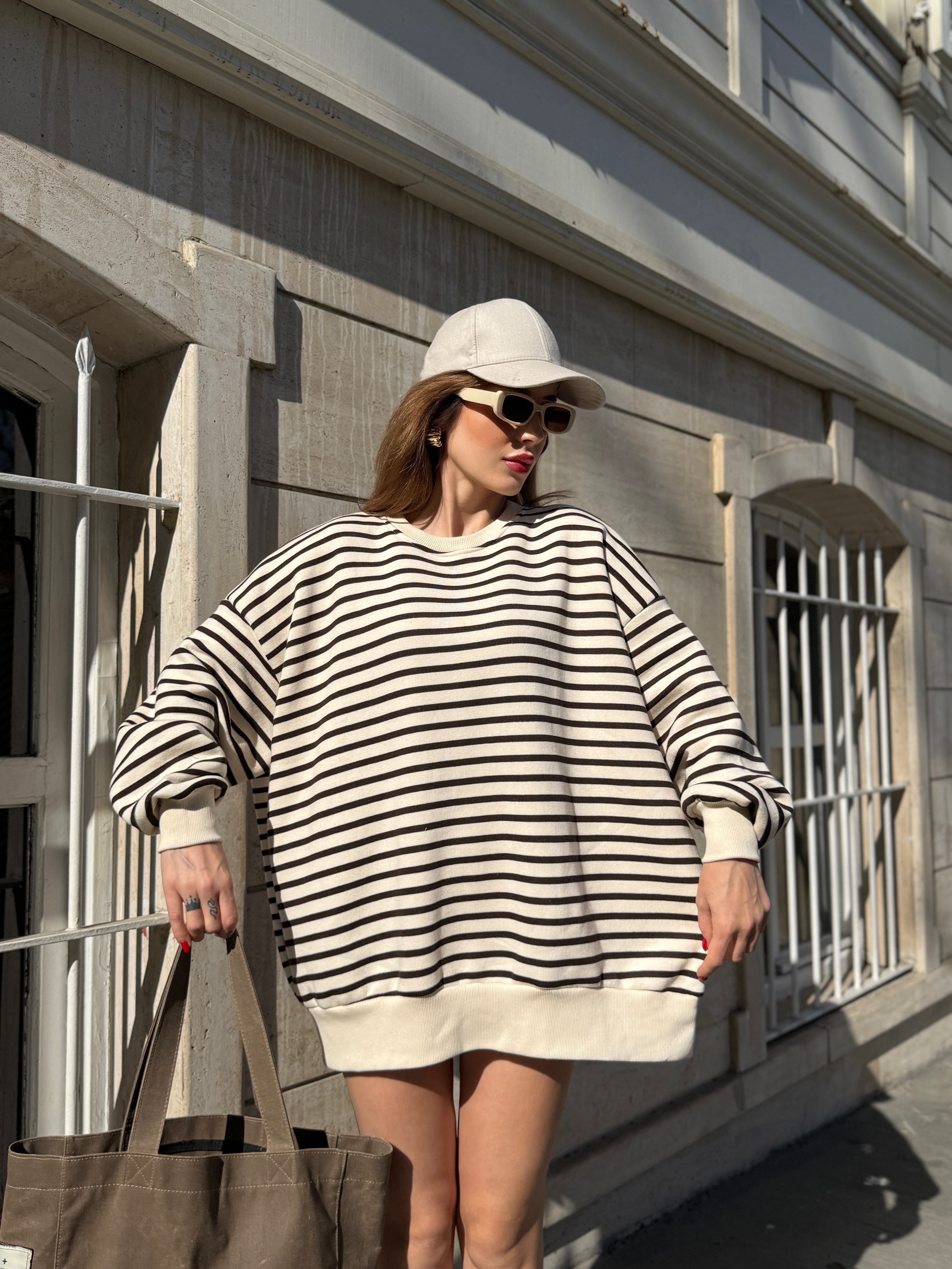 Çizgili Oversize  Şardonlu Sweat  - Kahverengi