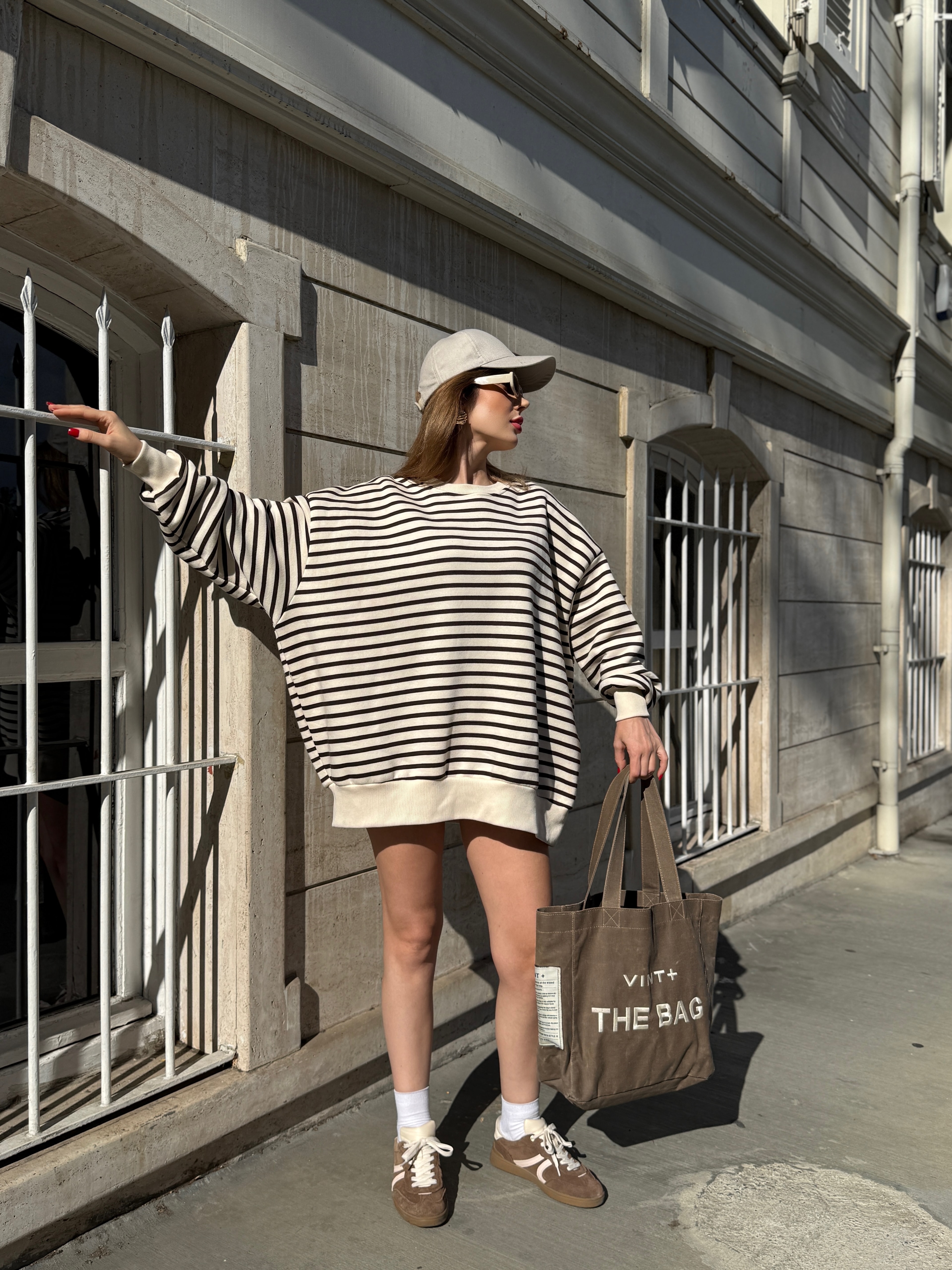 Çizgili Oversize  Şardonlu Sweat  - Kahverengi