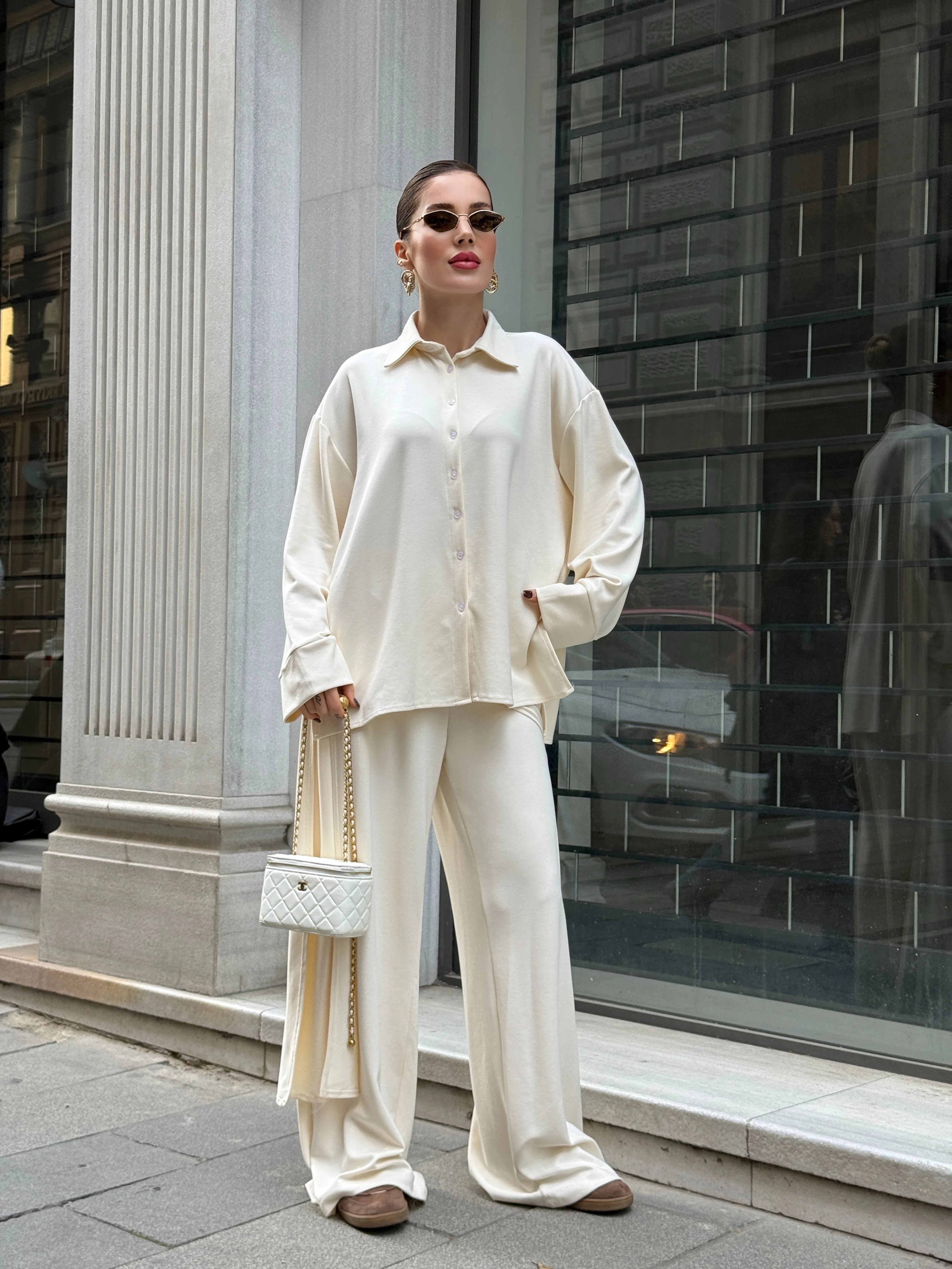 Esla Pantolon Detaylı Takım