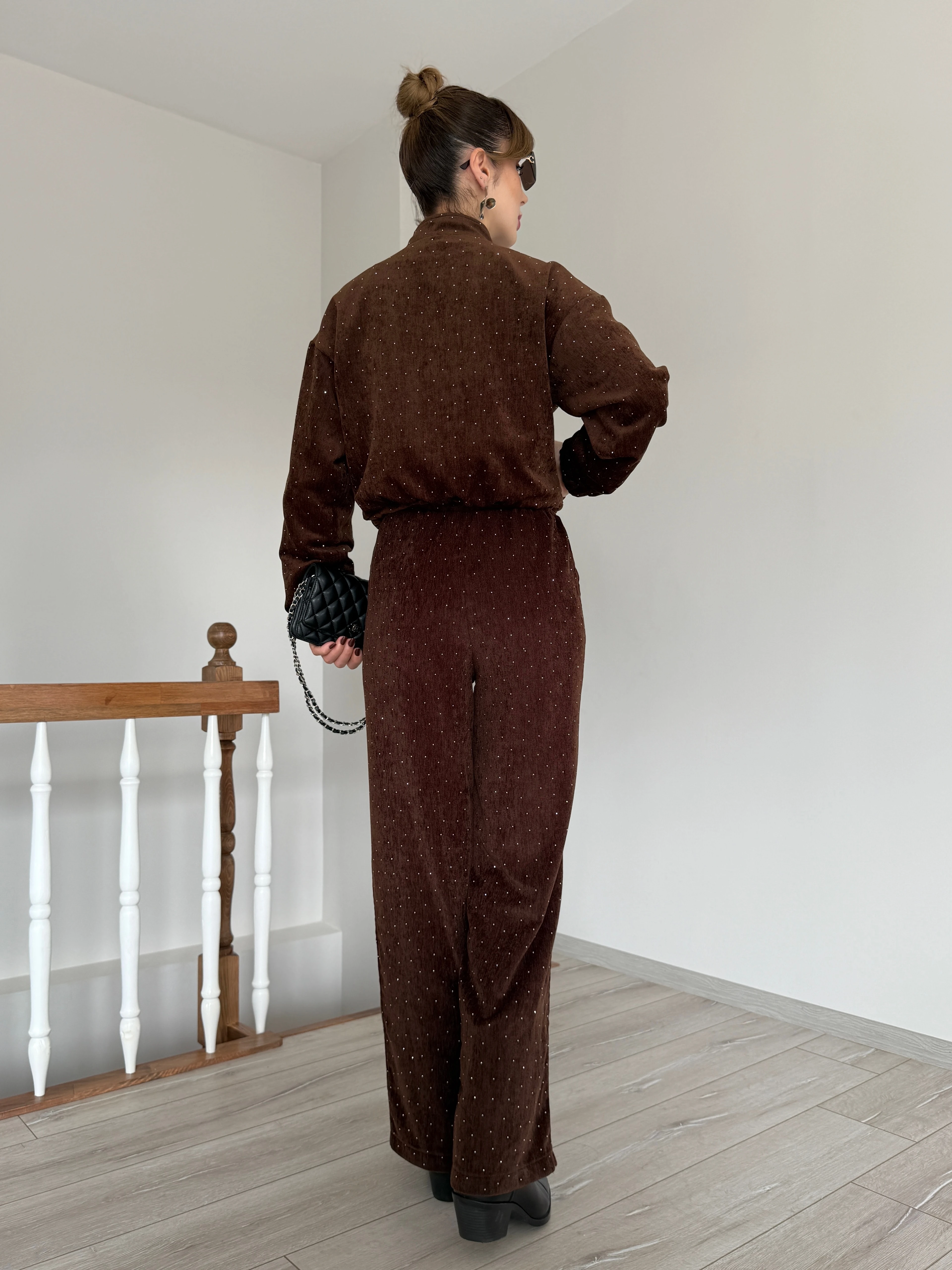 Kadife Taşlı Takım