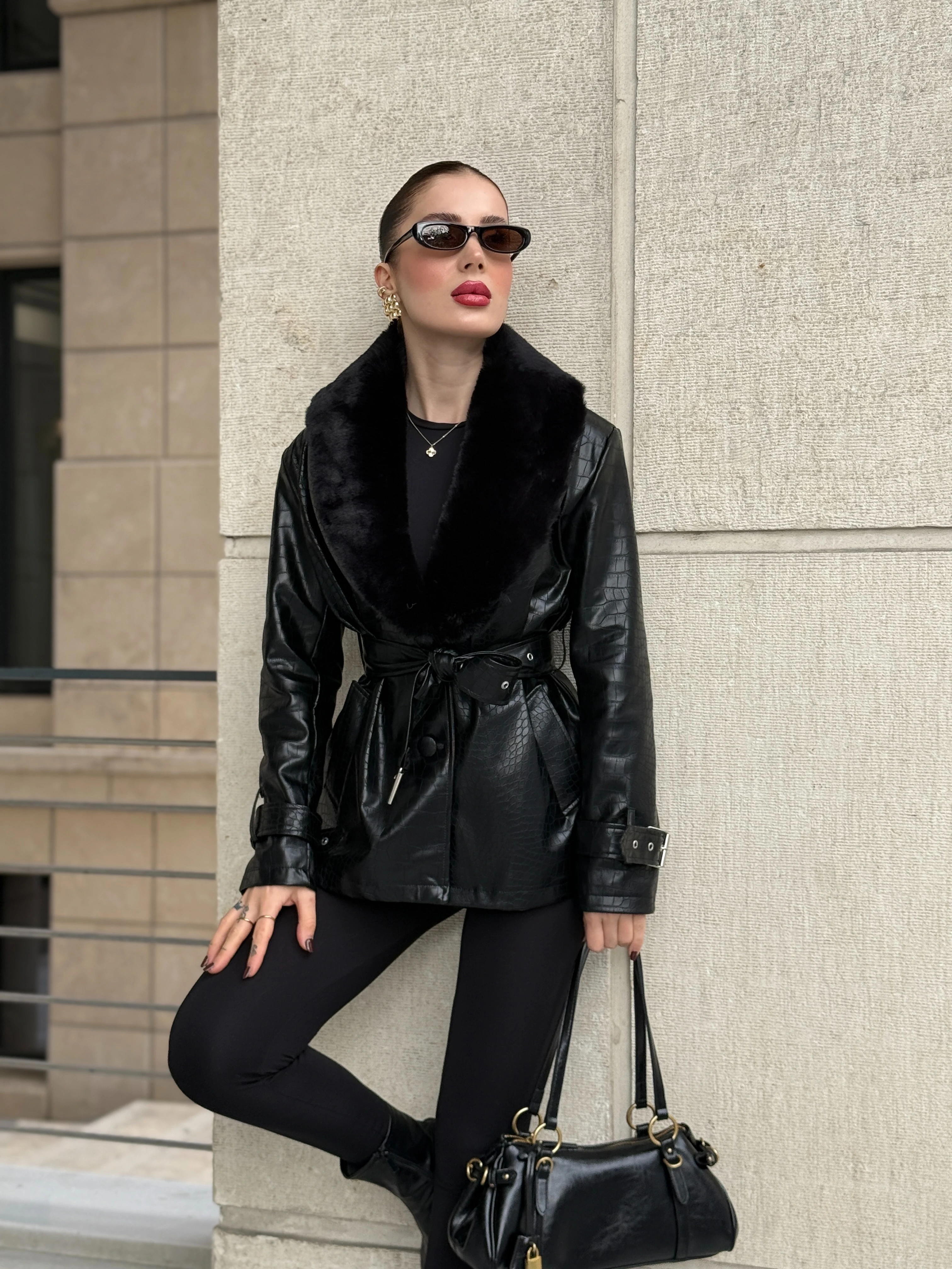 Kürk Yakalı Yılan Desenli Deri Ceket