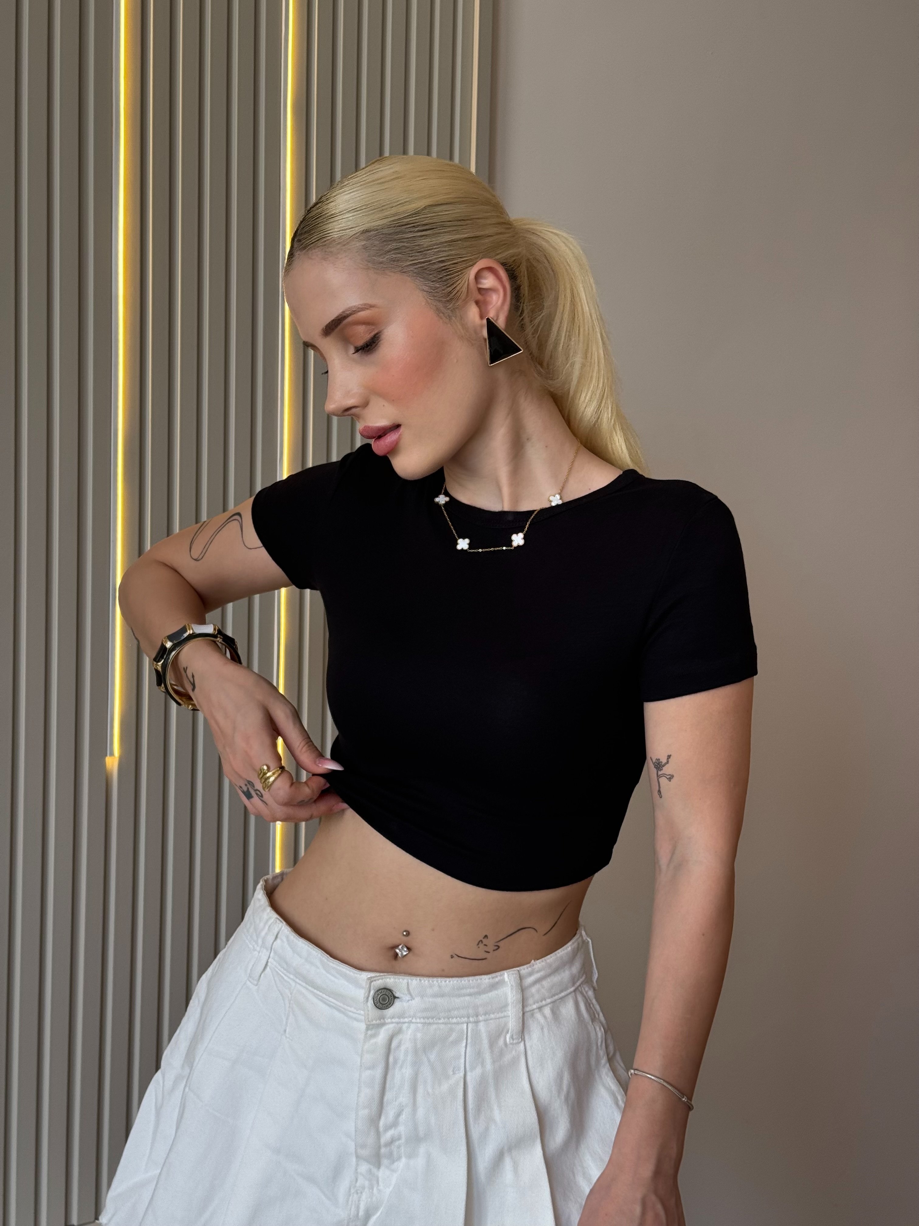 Basic Crop - Siyah