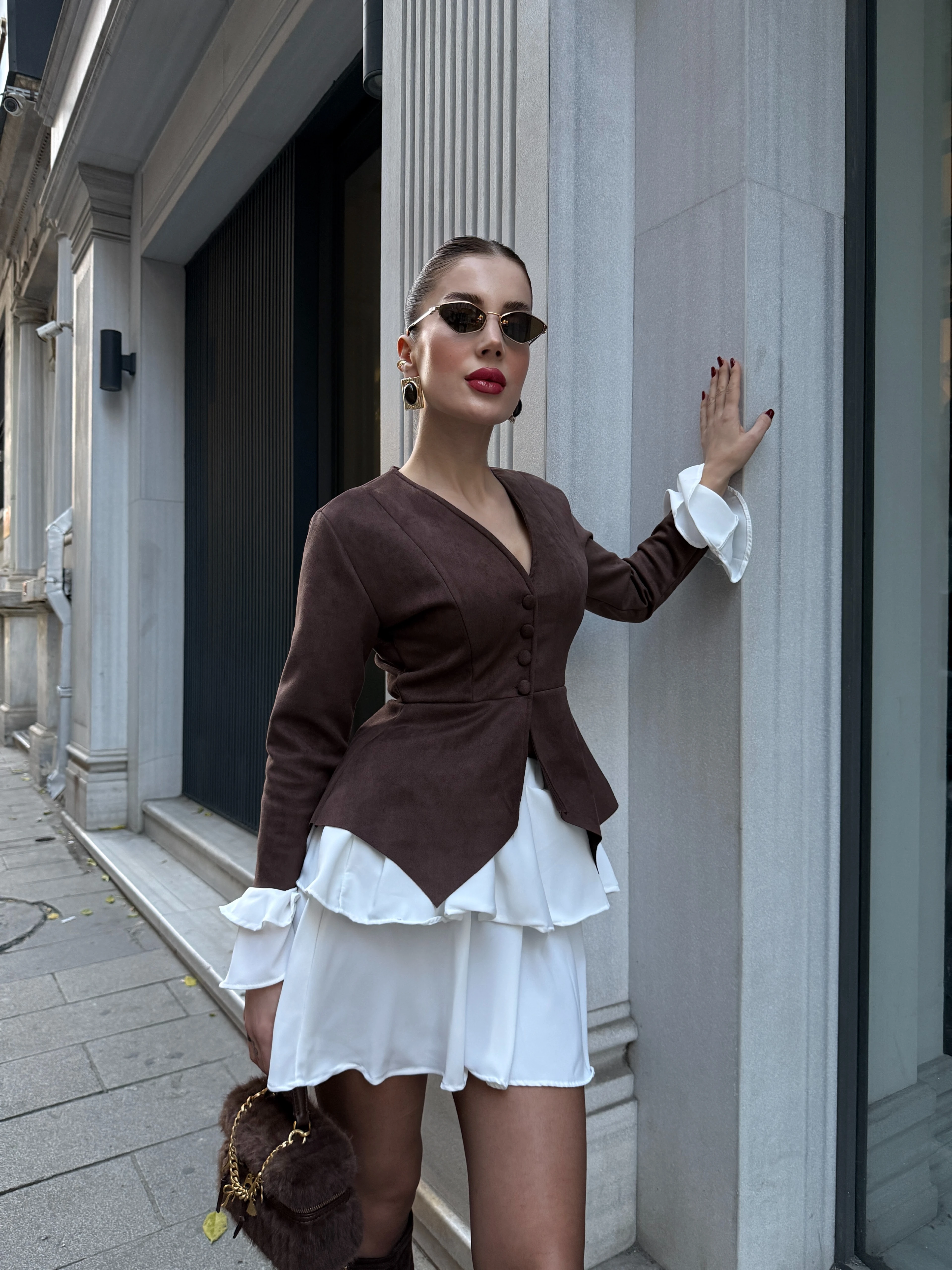 Süet Mini Fırfır Detaylı Takım