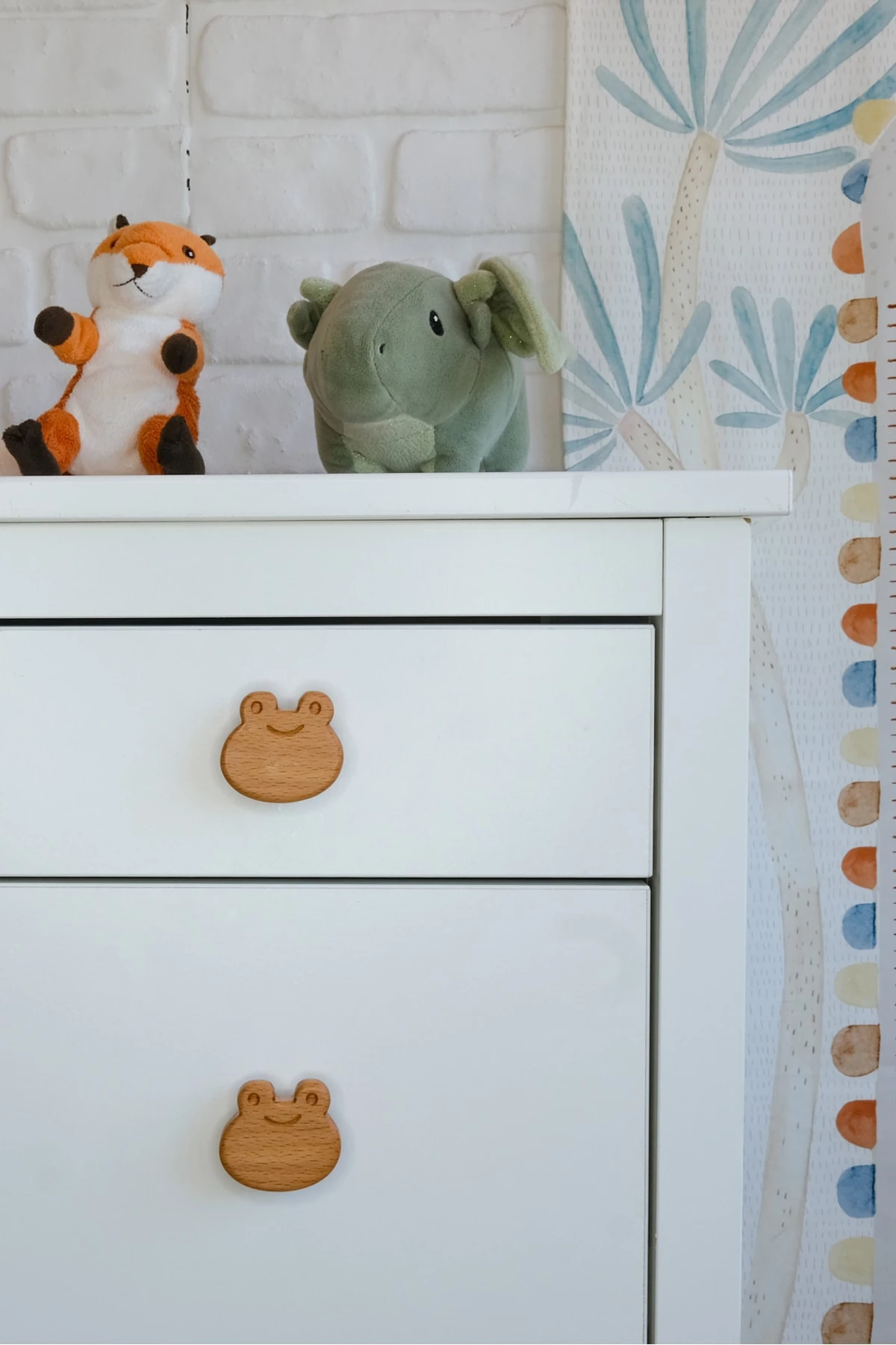 Ay Desenli (1 ADET) Bebek Çocuk Odası Ahşap Mobilya Dolap Çekmece Kulpu - kurbağa