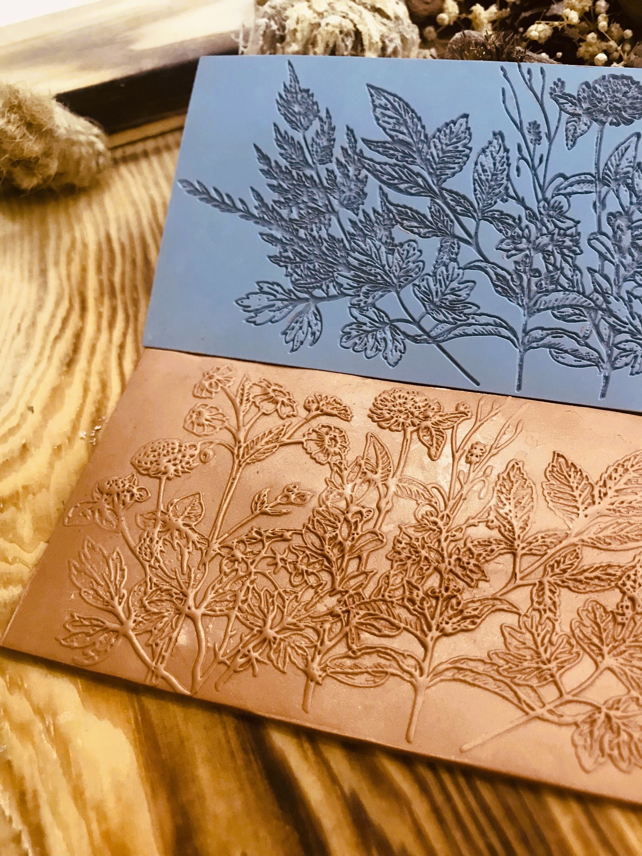 Flower Meadow Rubber Texture Mat – Large Polymer Clay Texture Sheet for Earrings & Jewelry | Floral Pattern | Flexible Clay Tool | 150x70mm