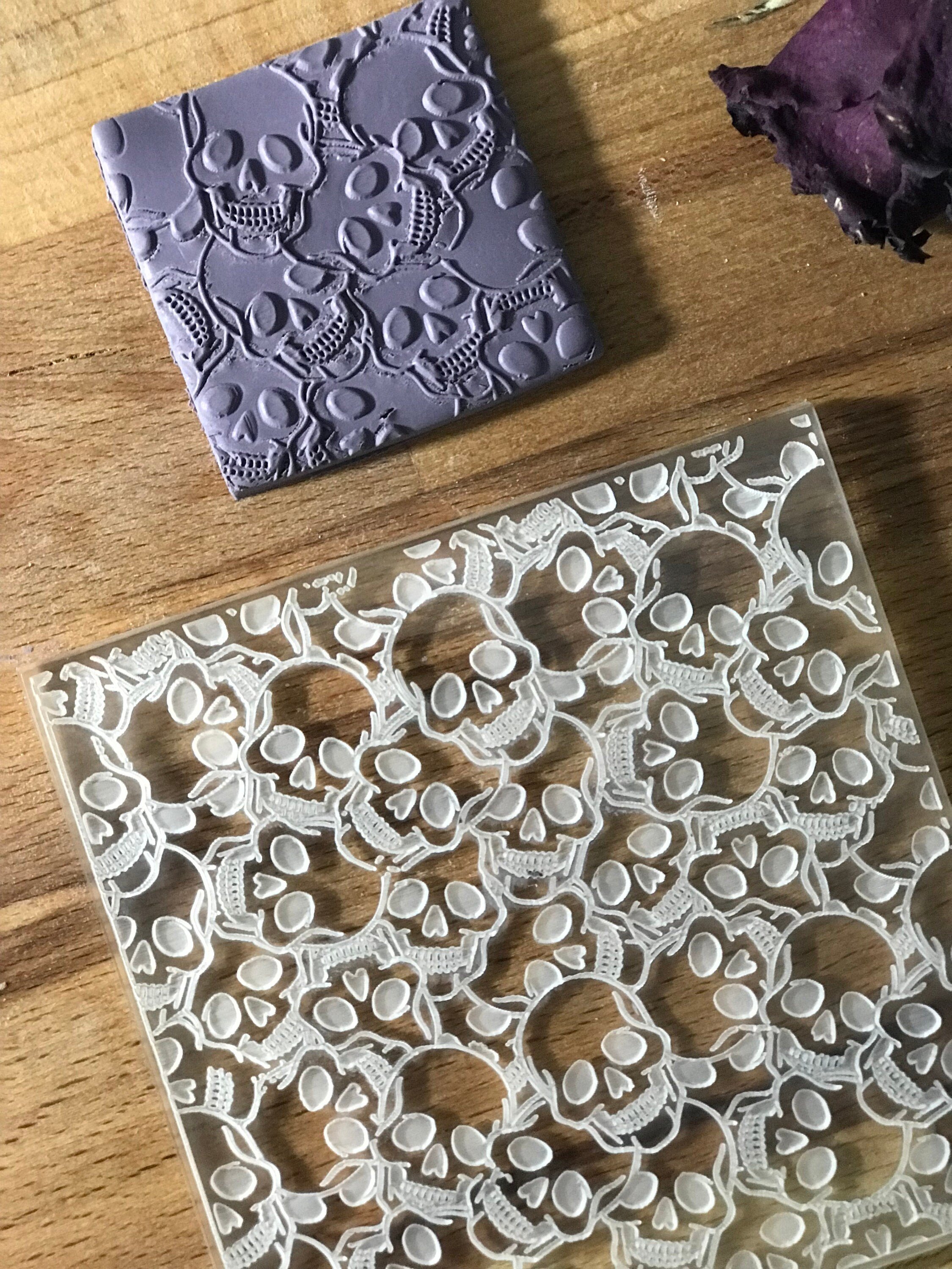 Skull Rubber Texture Mat, Embosser Stamp, Acrylic Clay Texture, Polymer Clay Texture Sheet, Skull Stempel ,Ceramic Earring Supplies