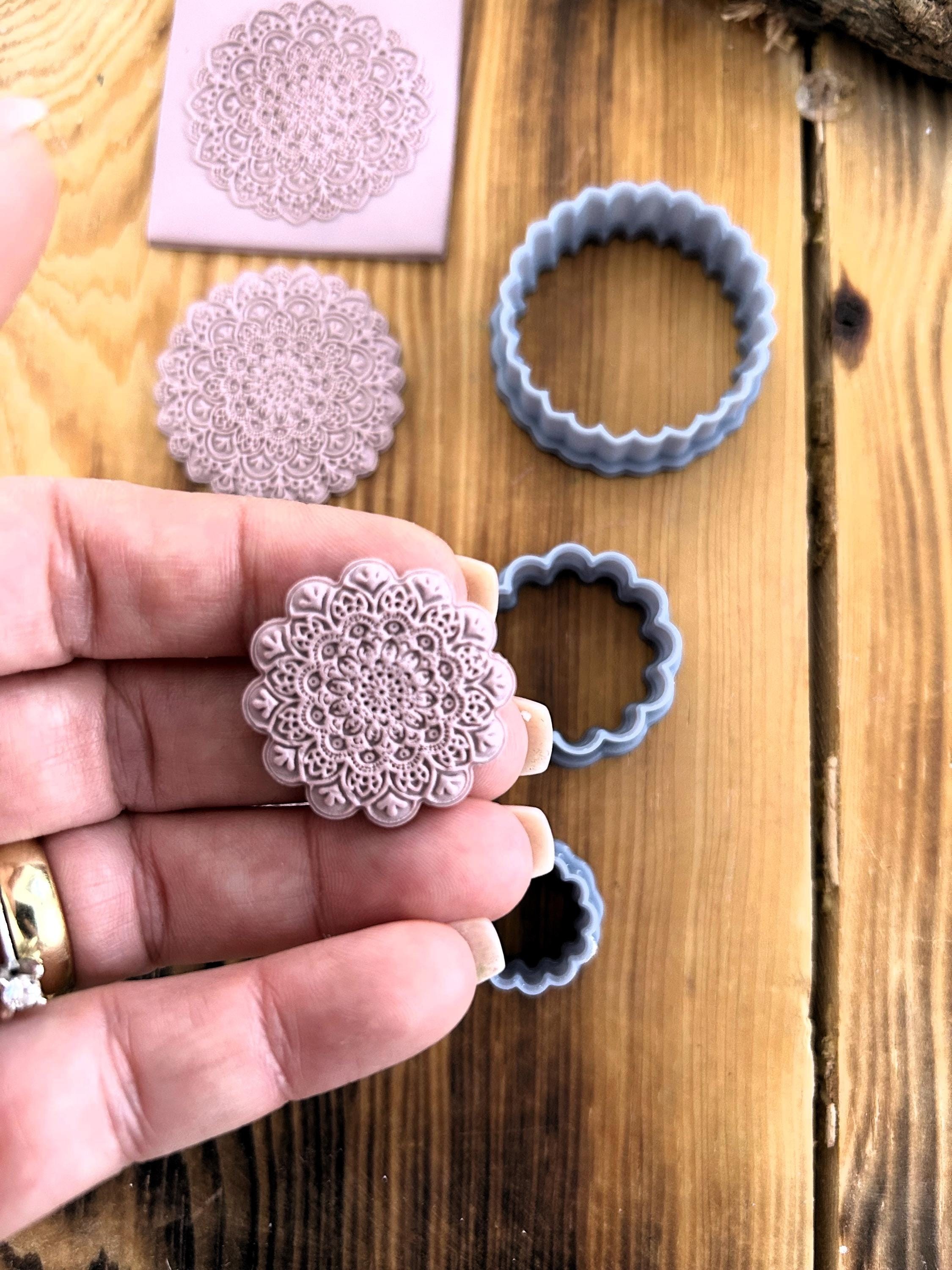 Mandala Design Rubber Texture Mat with Matching Clay Cutters – Available in 5x5 cm and 7x7 cm