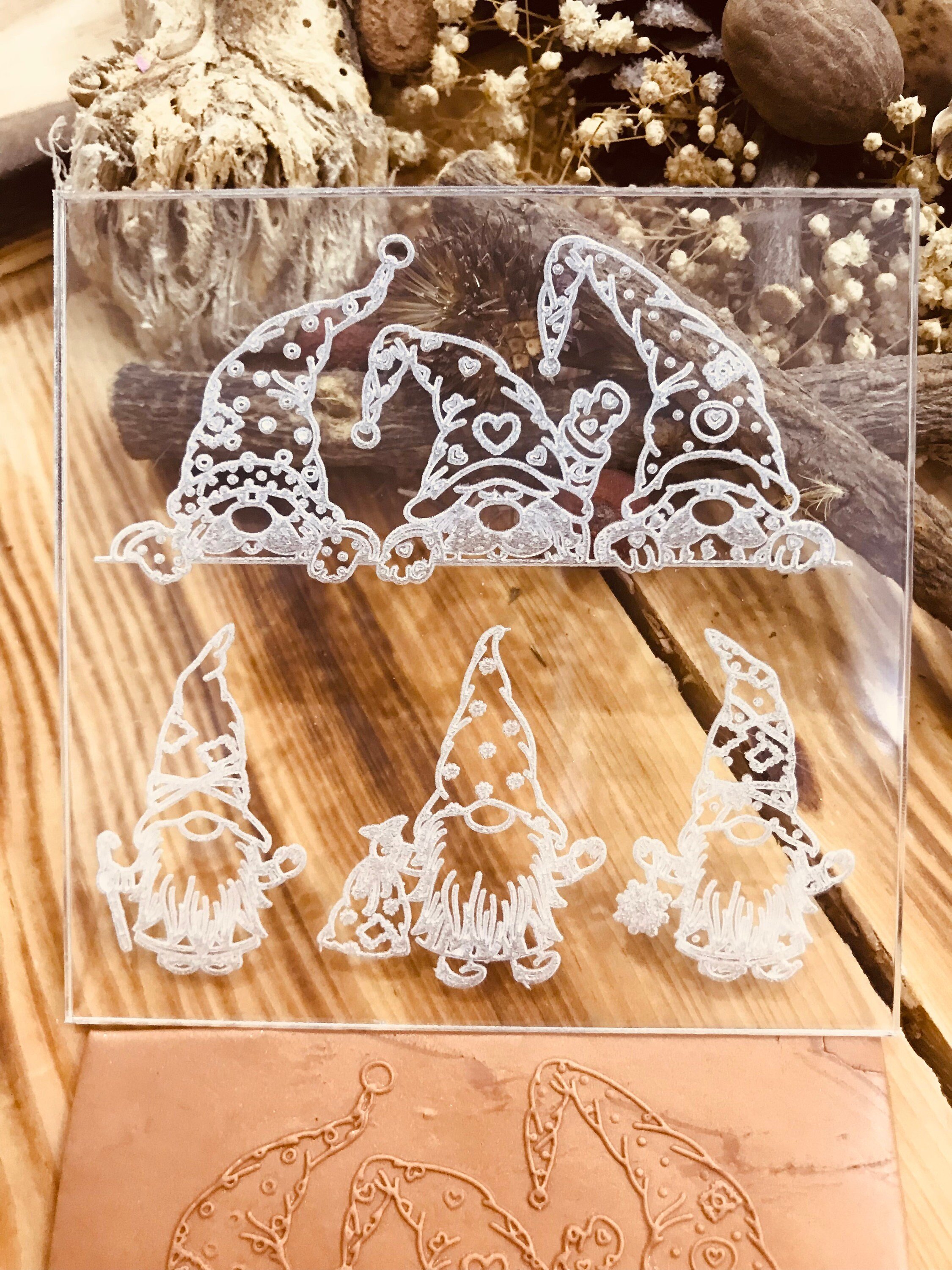 Gnome Pattern Polymer Clay And Fondant Stamp,Embossing Stamp For Polymer Clay, Ceramic , Fondant Stamp, Cookie Embosser, Stamp