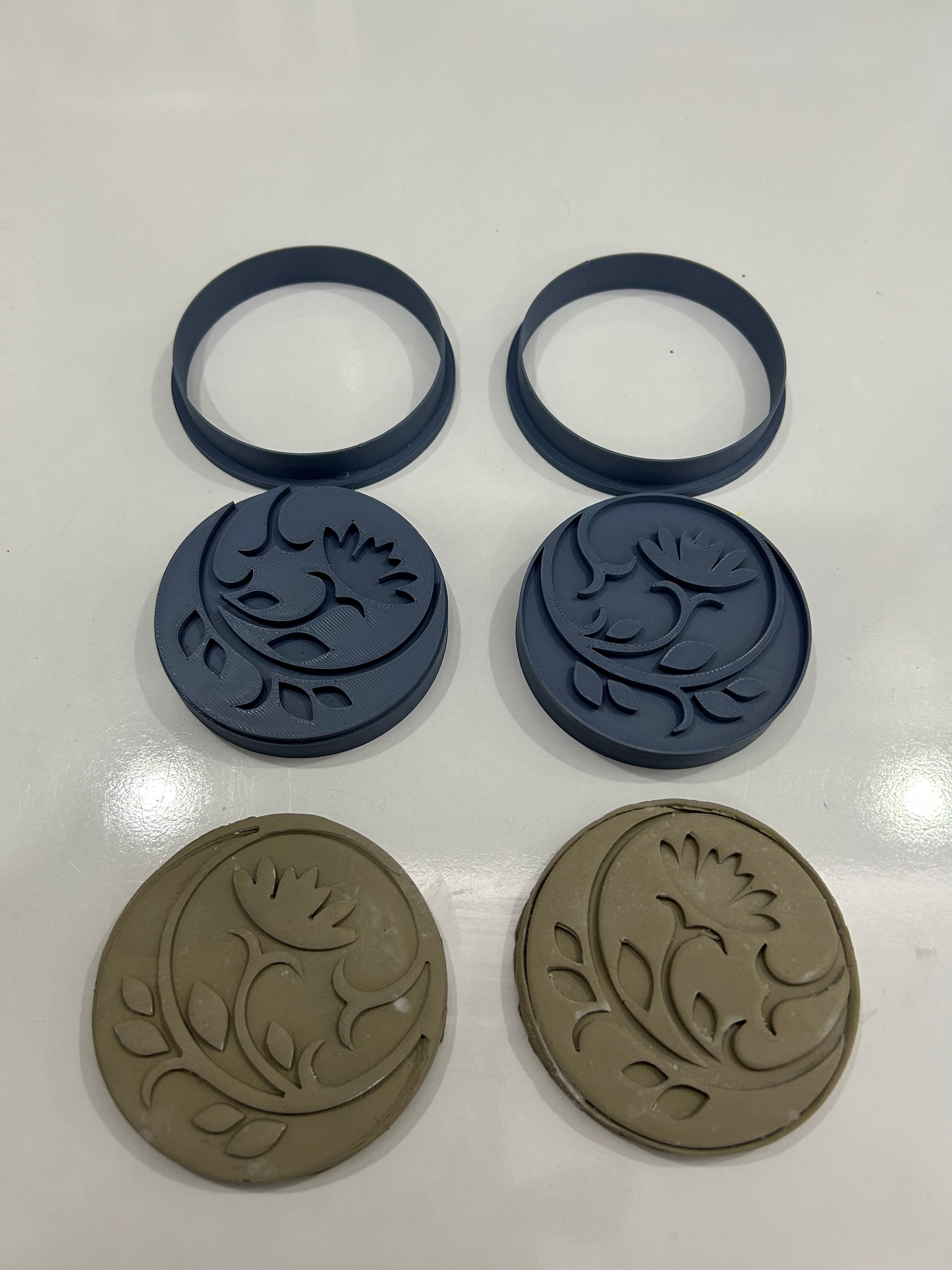 Floral Round Clay Cutter & Stamp Set – Emboss & Deboss Design for Air Dry Clay, Soap, and Candle Crafting (8 cm / 3.15 in)