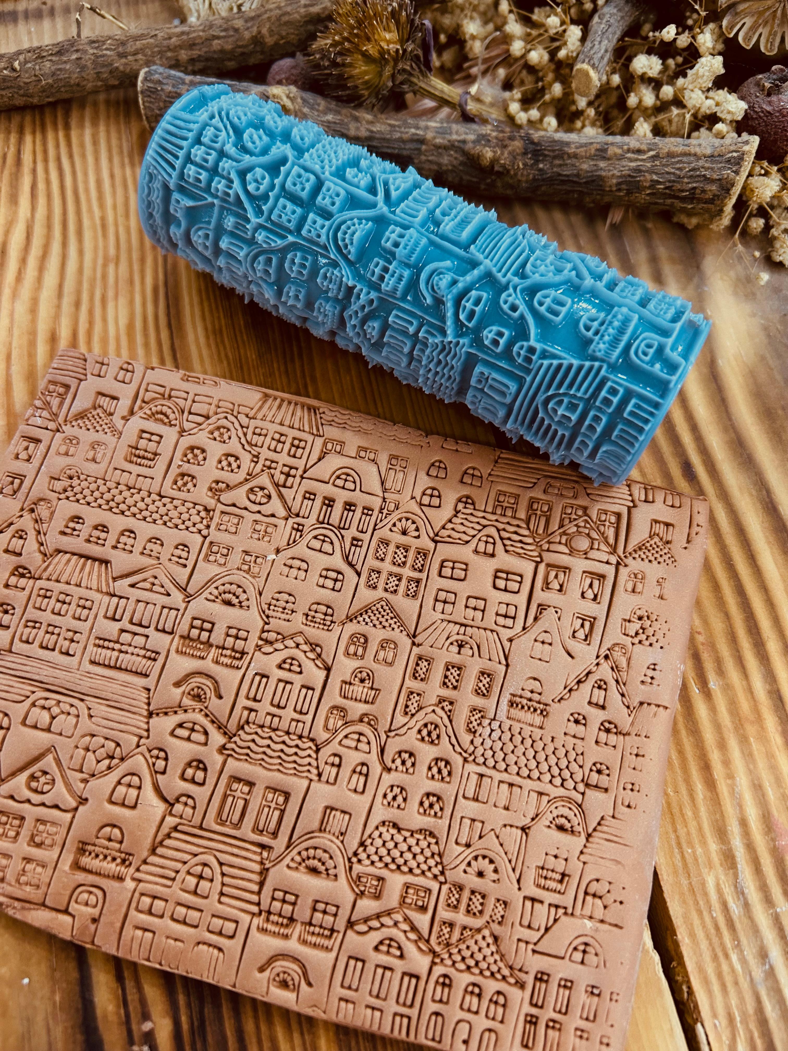 Cityscape & Houses Pattern Texture Roller – 10cm Embossing Roller for Polymer Clay, Air Dry Clay, Soap, Metal Clay, DIY Crafts
