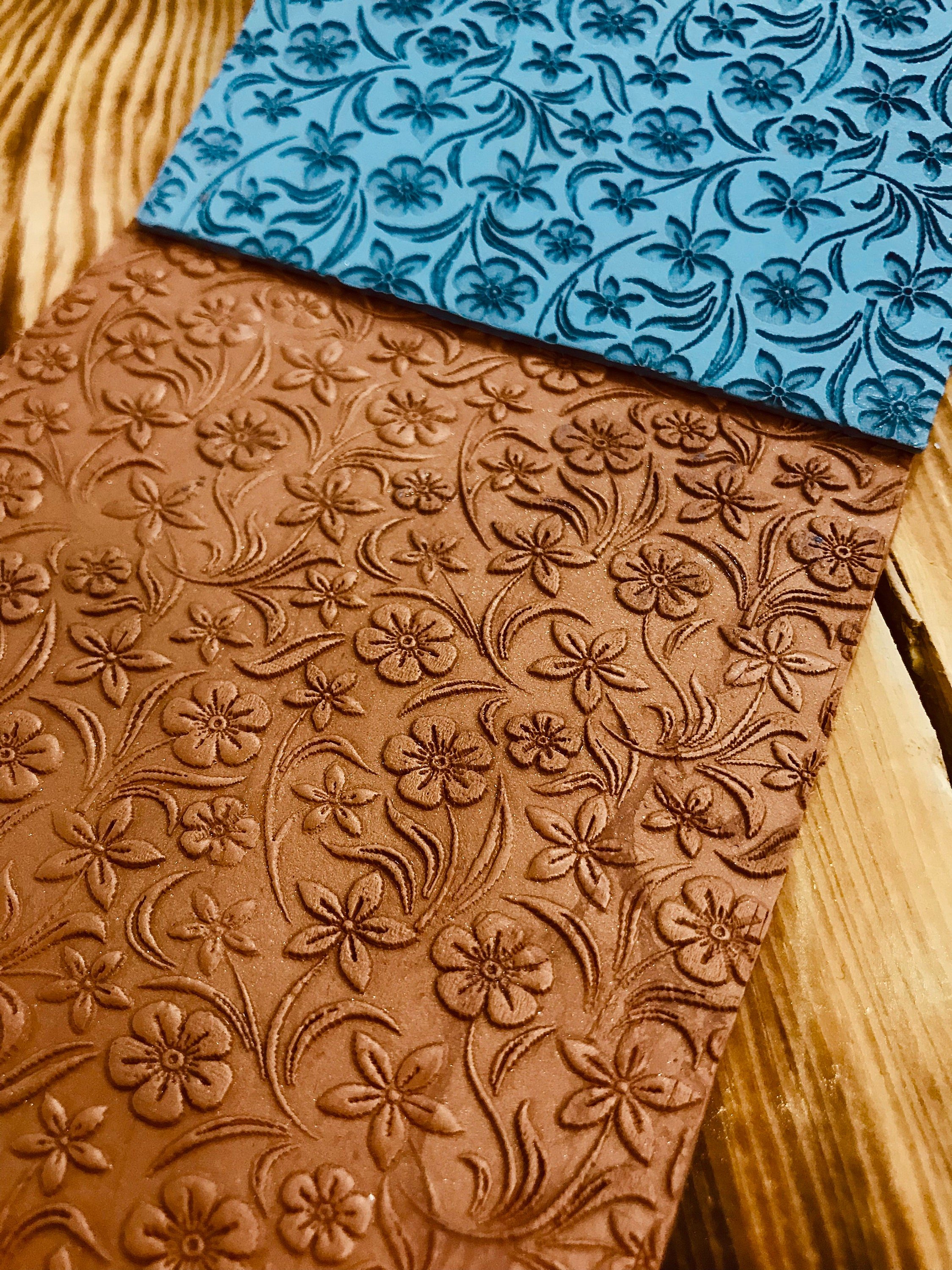 Floral Texture Mat 10x14cm – Small Flower Pattern Rubber Sheet for Polymer Clay & Air Dry Clay – Earring & Jewelry Making Tool