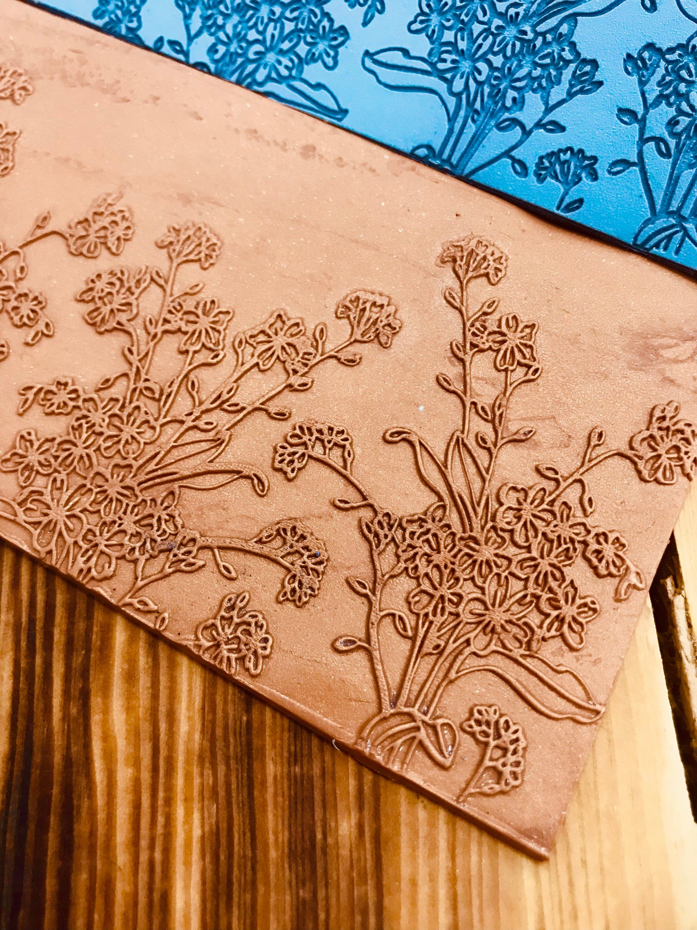 Flower Meadow Rubber Texture Mat – Large Polymer Clay Texture Sheet for Earrings & Jewelry | Floral Pattern | Flexible Clay Tool | 150x70mm