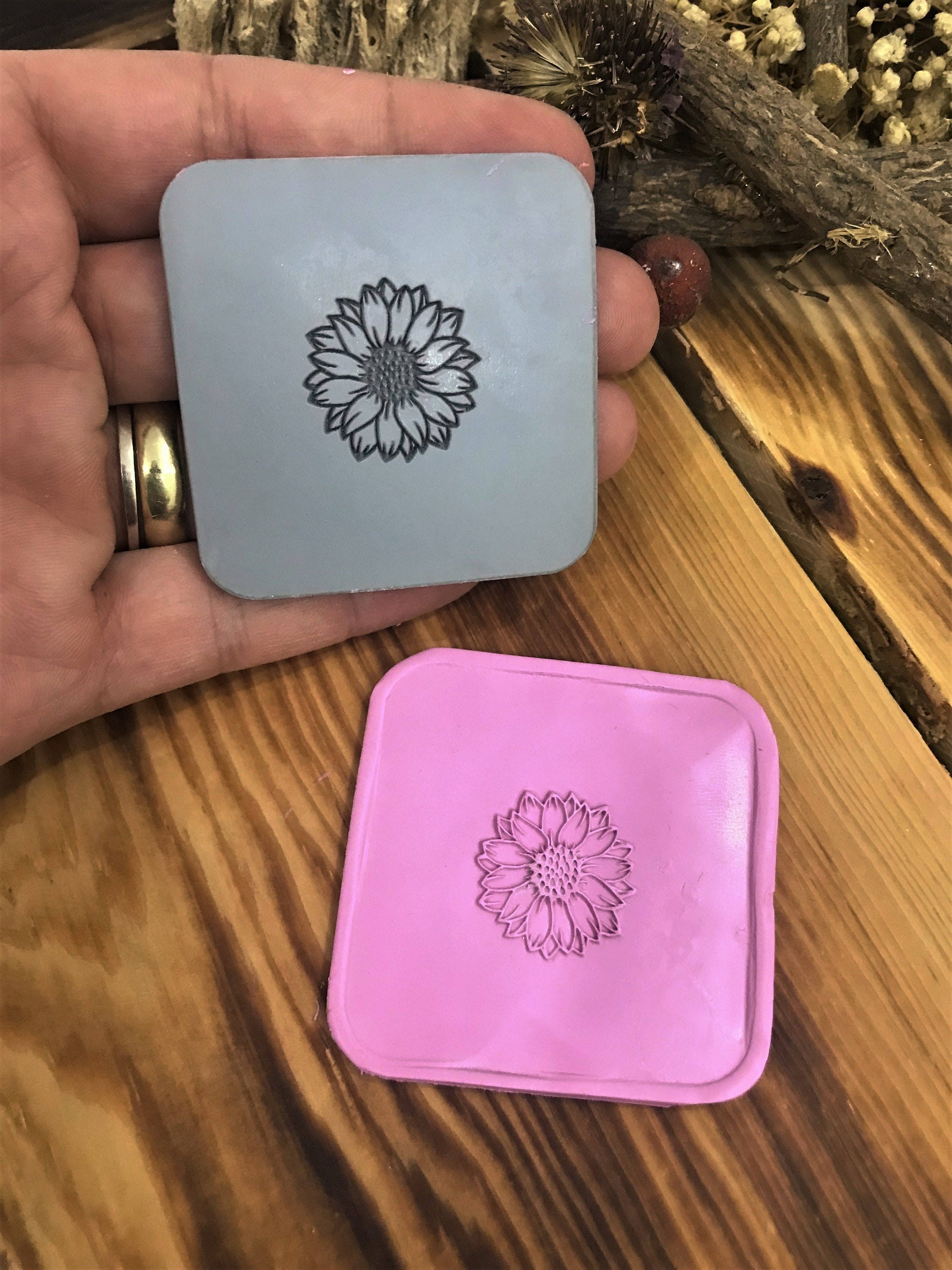 Sunflower/Daisy Pattern Rubber Texture Mat⎥Polymer Clay Tools⎥Earring Making⎥Hand Roller⎥Clay Texture Tool⎥Jewellery Tools