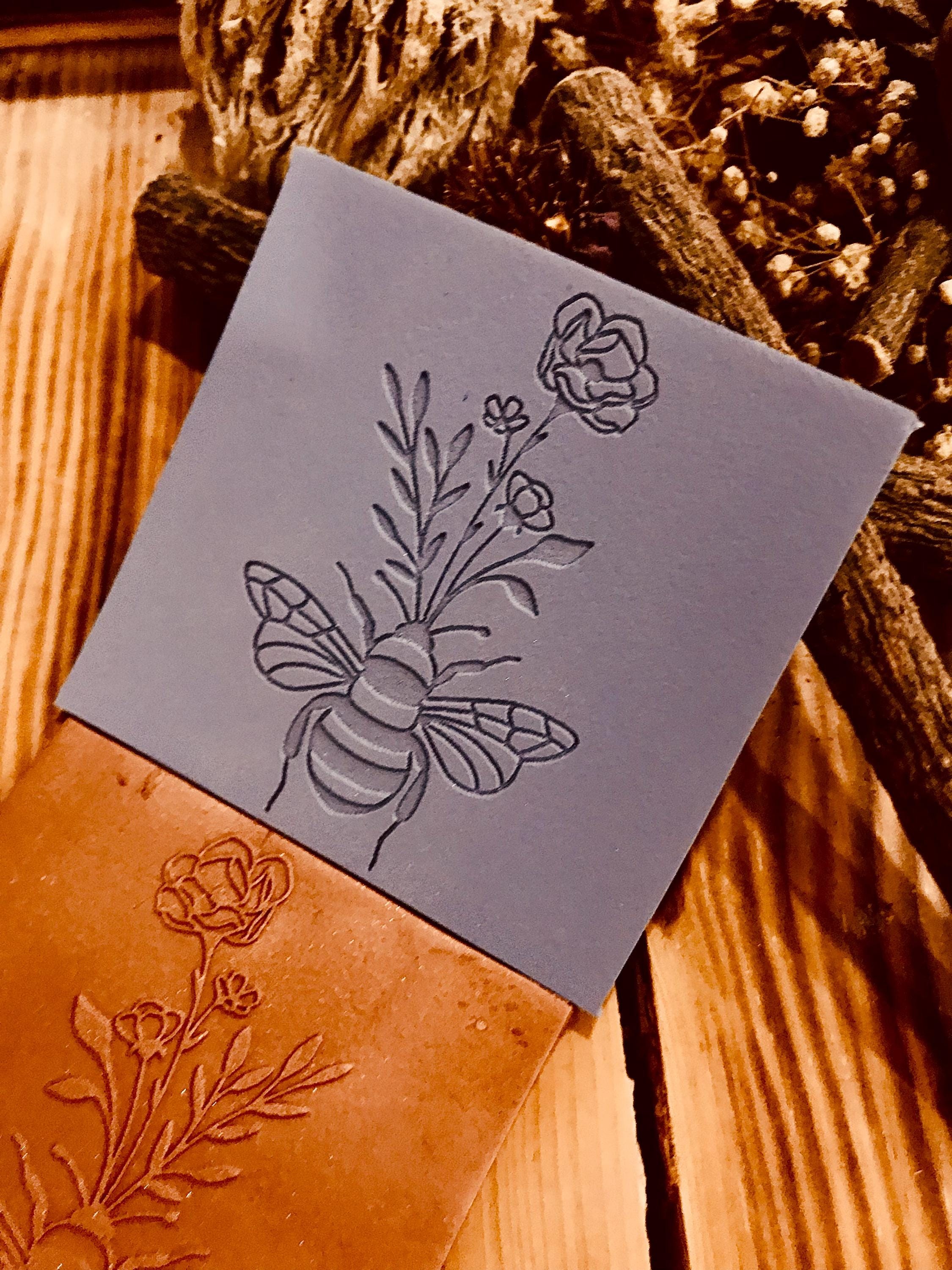 Bee and Flower Pattern Rubber Texture Mat – Polymer Clay Tool for Earring Making, Jewelry, and Clay Crafts