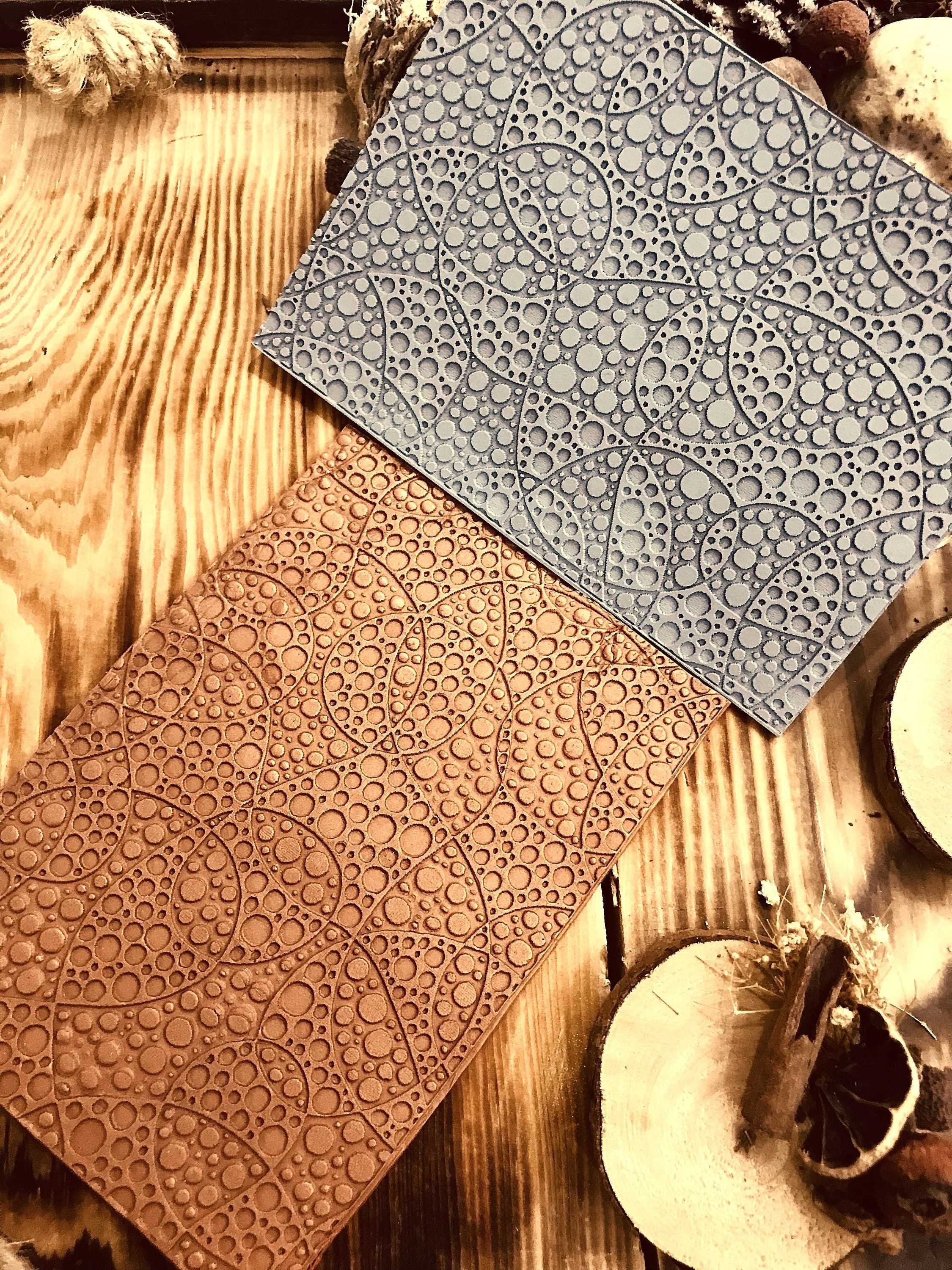 Round Geometric Rubber Texture Mat with a unique floral pattern in 10*14cm dimensions for polymer clay, ceramics , Polymer Clay Tools