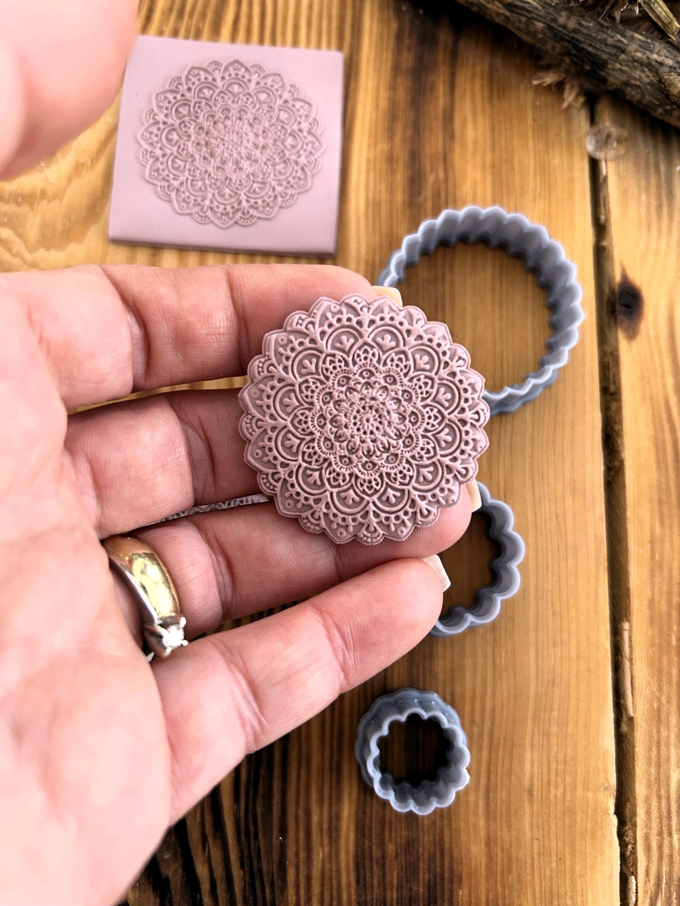 Mandala Design Rubber Texture Mat with Matching Clay Cutters – Available in 5x5 cm and 7x7 cm