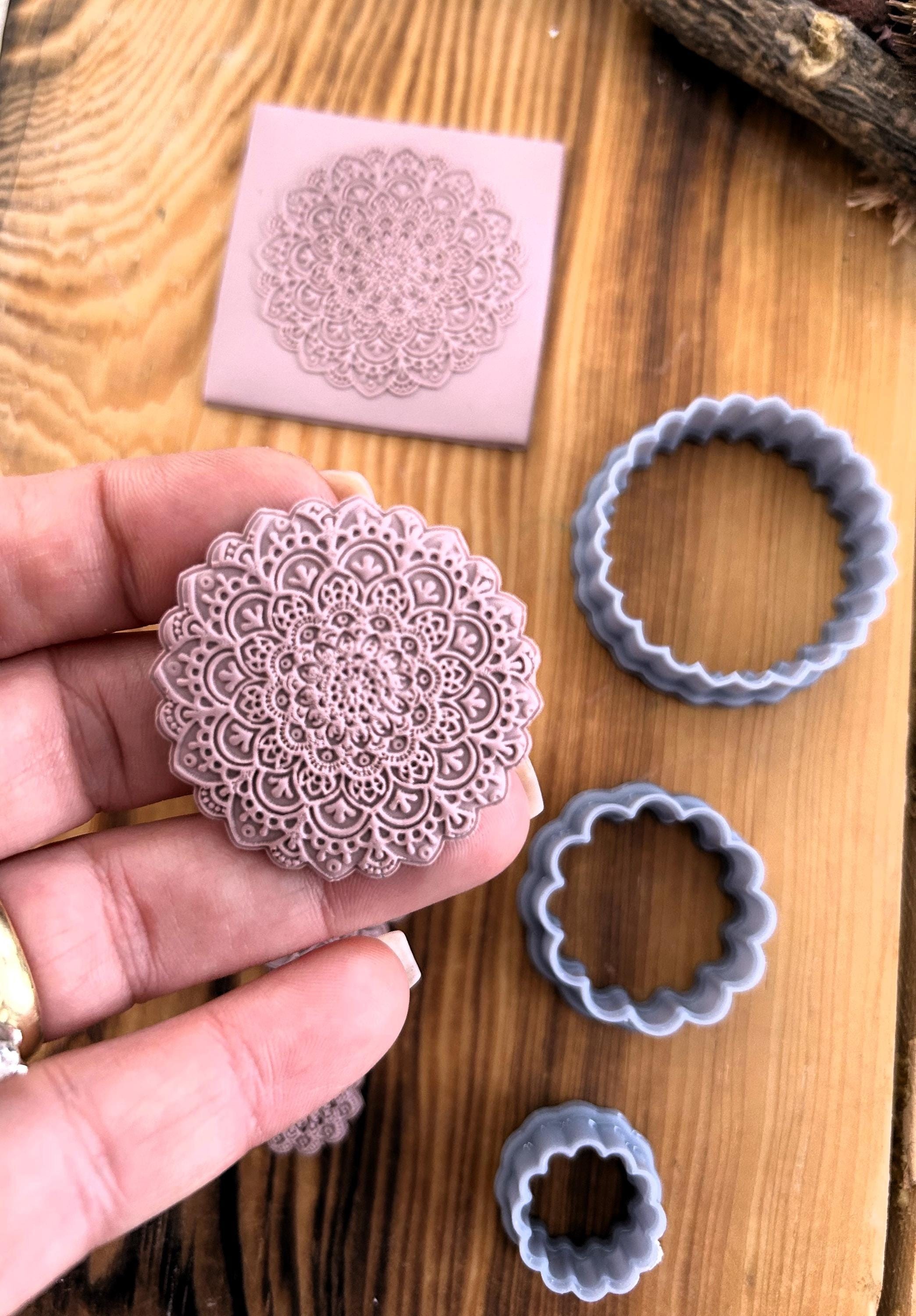 Mandala Design Rubber Texture Mat with Matching Clay Cutters – Available in 5x5 cm and 7x7 cm