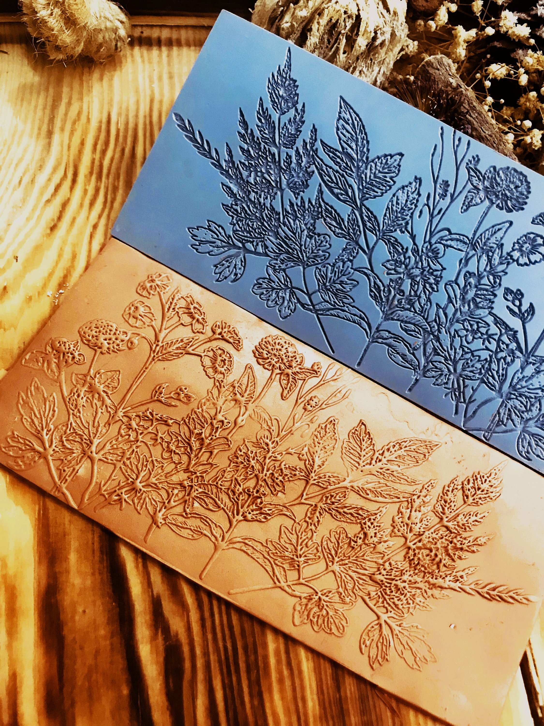Flower Meadow Rubber Texture Mat – Large Polymer Clay Texture Sheet for Earrings & Jewelry | Floral Pattern | Flexible Clay Tool | 150x70mm