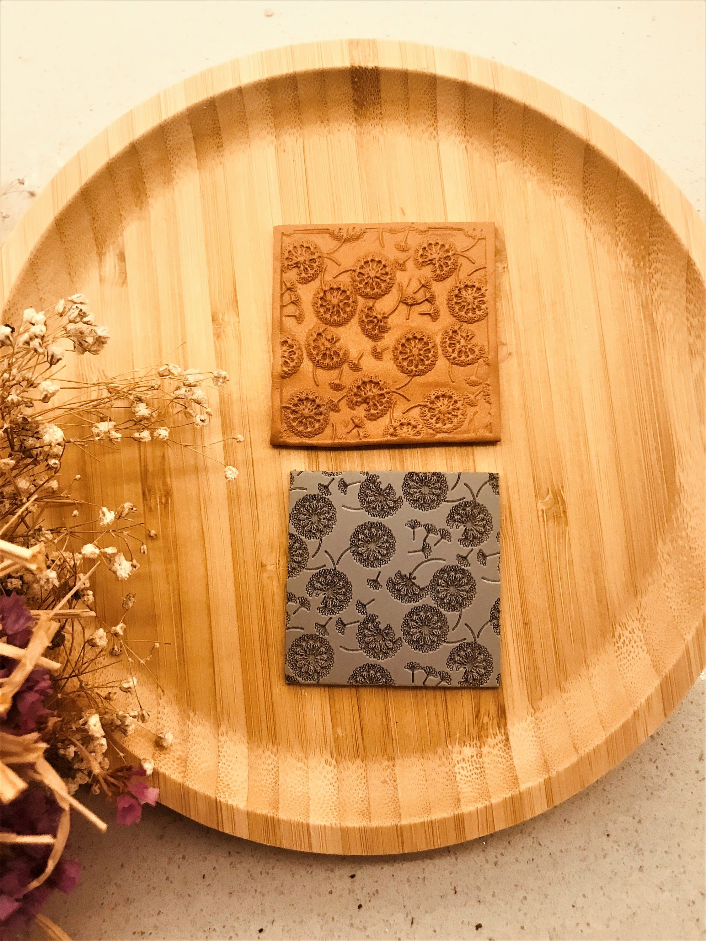 Dandelion Rubber Texture Mat – 7x7 cm Polymer Clay Texture Tool for Earrings, Jewelry Making & Hand Rolling
