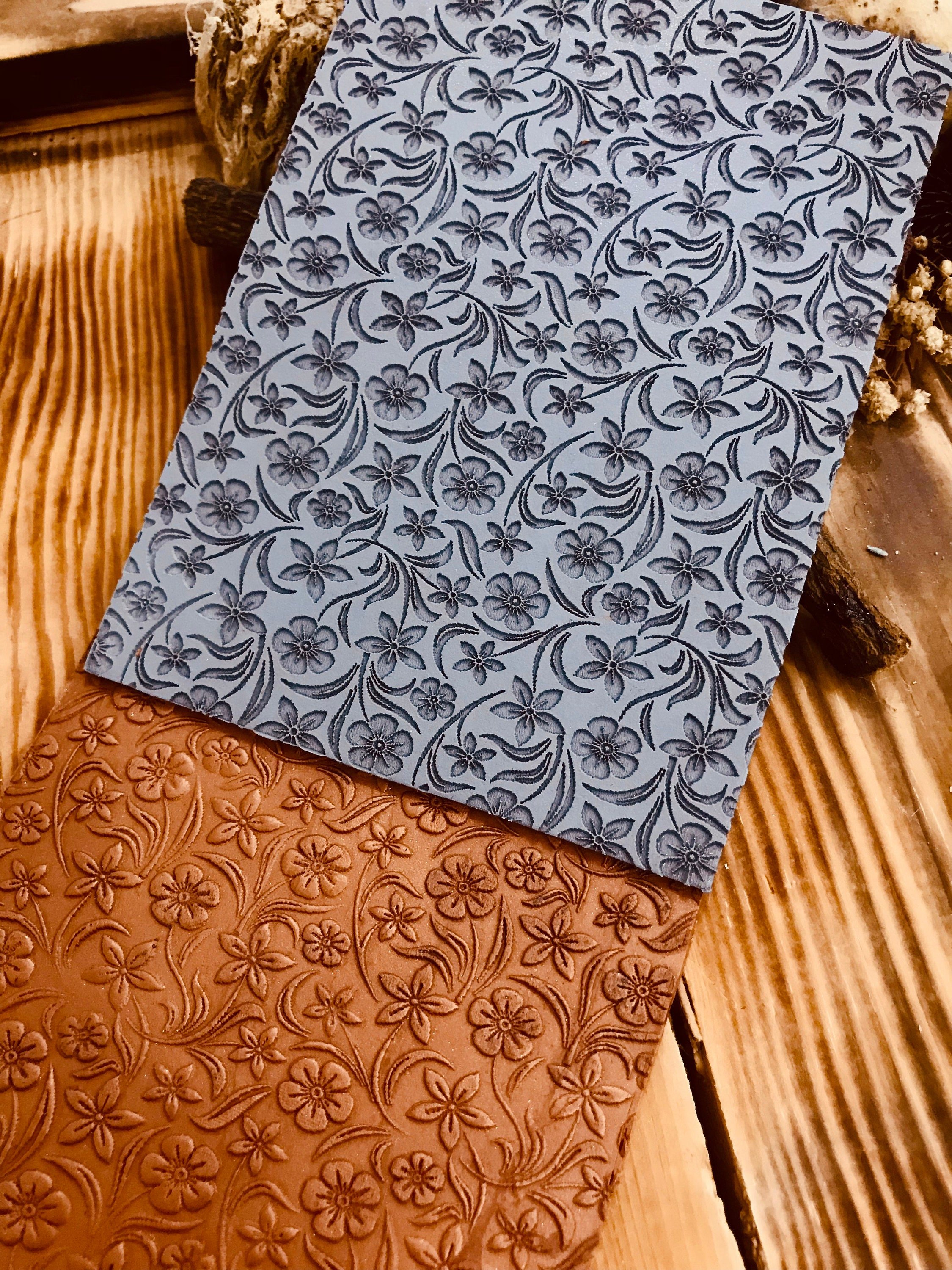 Floral Texture Mat 10x14cm – Small Flower Pattern Rubber Sheet for Polymer Clay & Air Dry Clay – Earring & Jewelry Making Tool