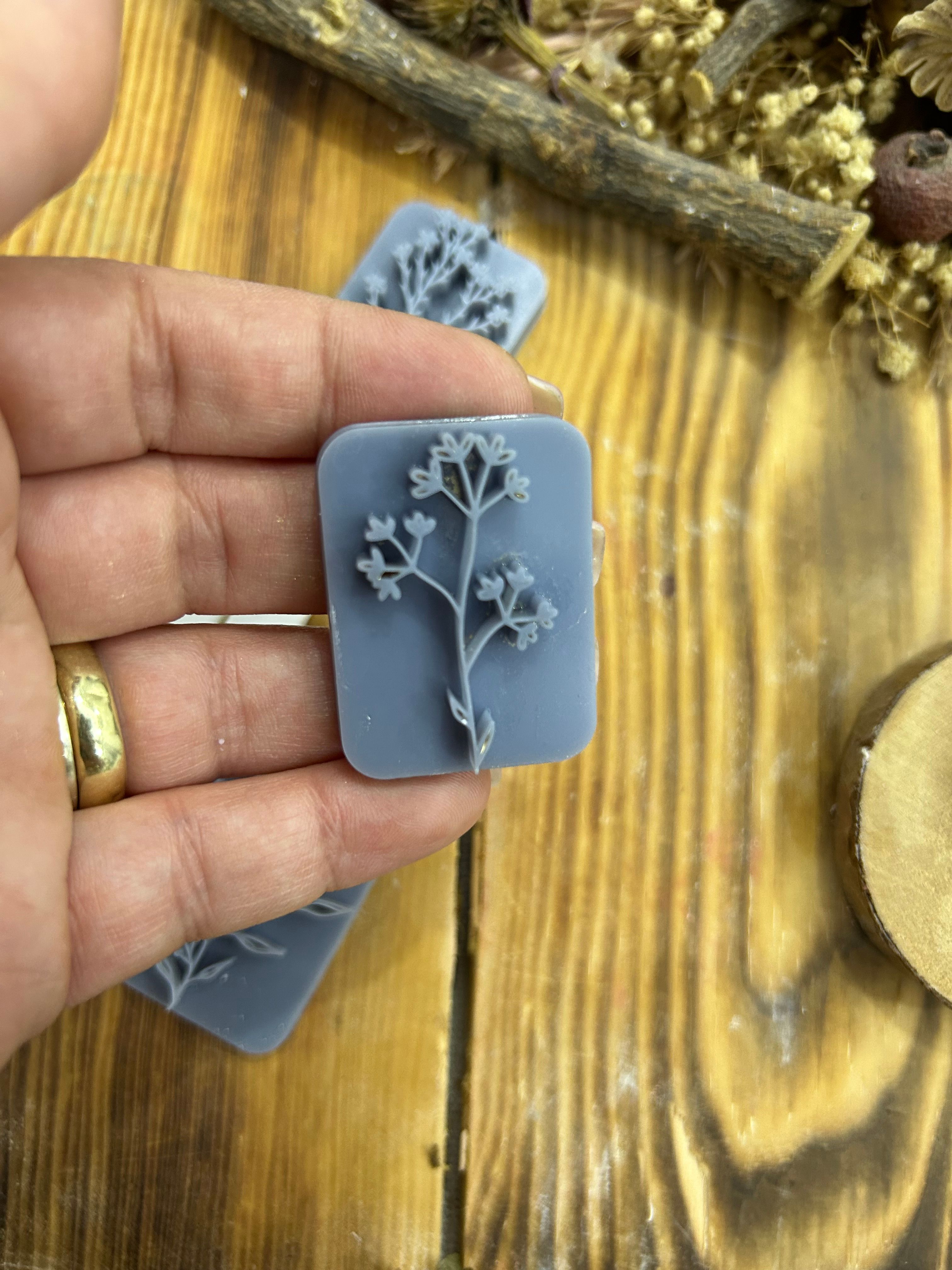 🌸 5-in-1 Floral Deboss Stamp Set – Perfect for Polymer Clay, Soap, Ceramics & Baking! 🌸
