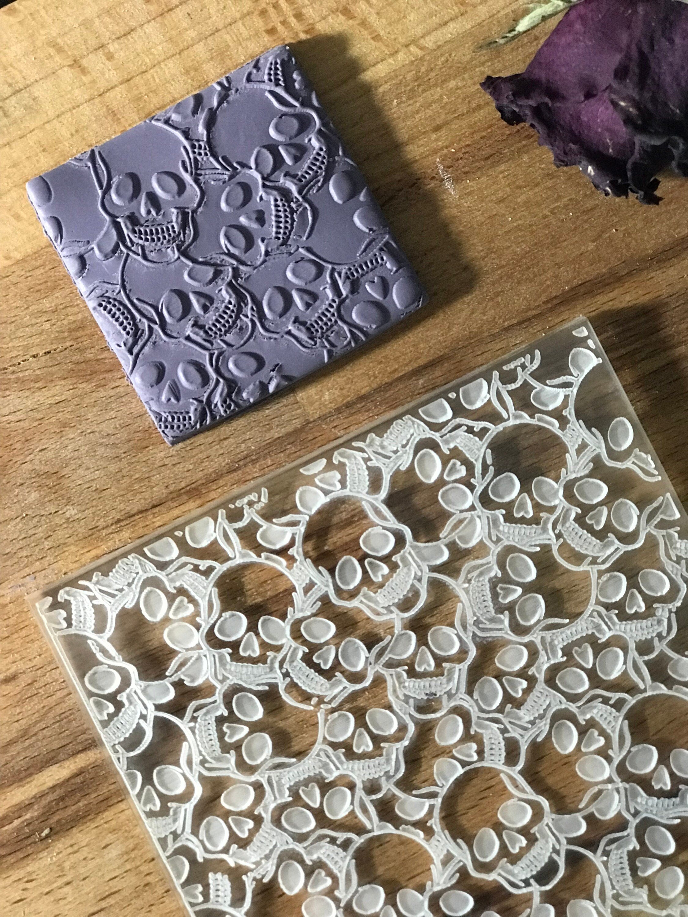 Skull Rubber Texture Mat, Embosser Stamp, Acrylic Clay Texture, Polymer Clay Texture Sheet, Skull Stempel ,Ceramic Earring Supplies