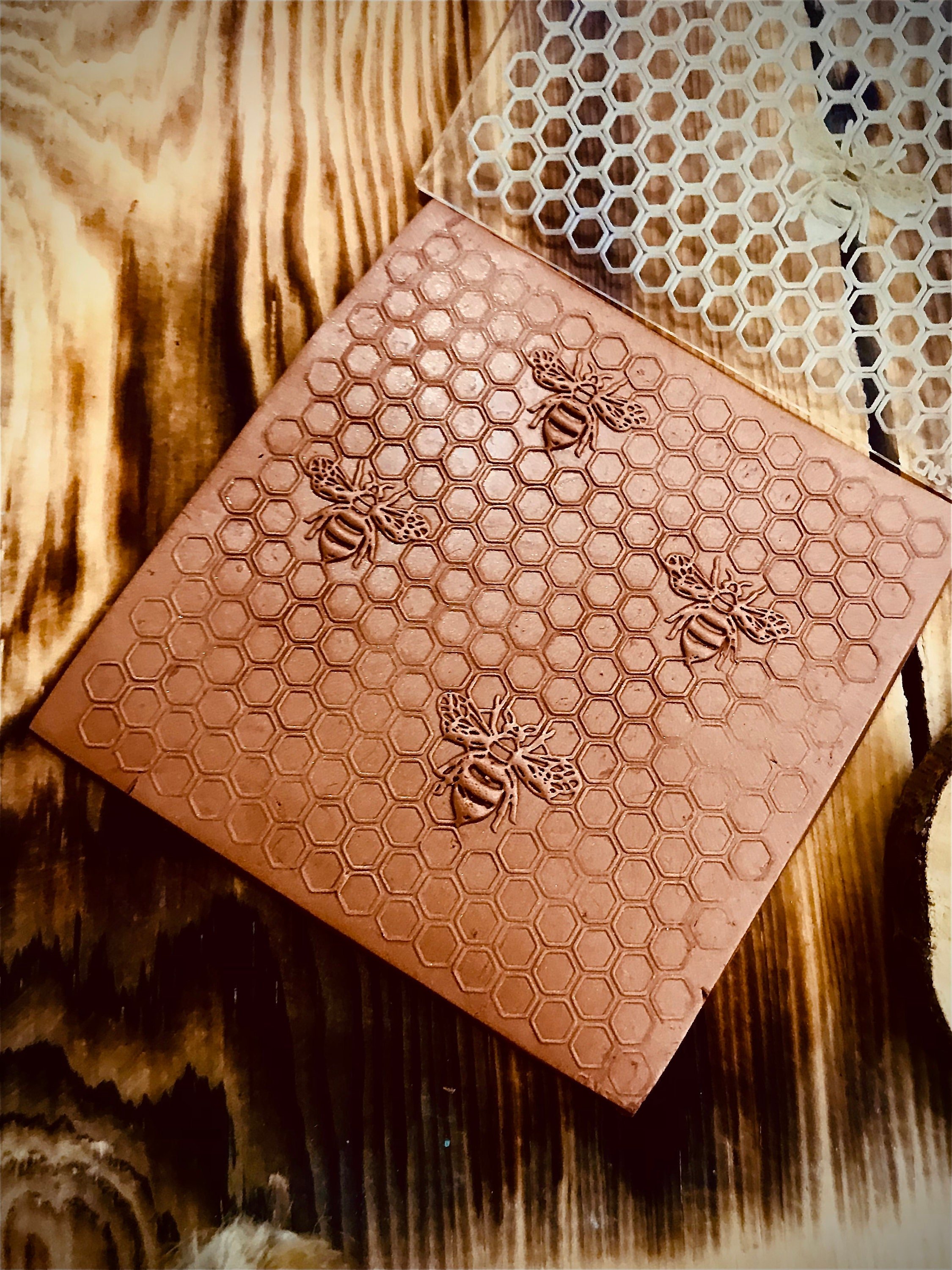 Honey Comb And Bee Polymer Clay Stamp,Embossing Stamp For Polymer Clay, Ceramic ,Fondant Stamp, Cookie Embosser Stamp, Acrylic texture tool
