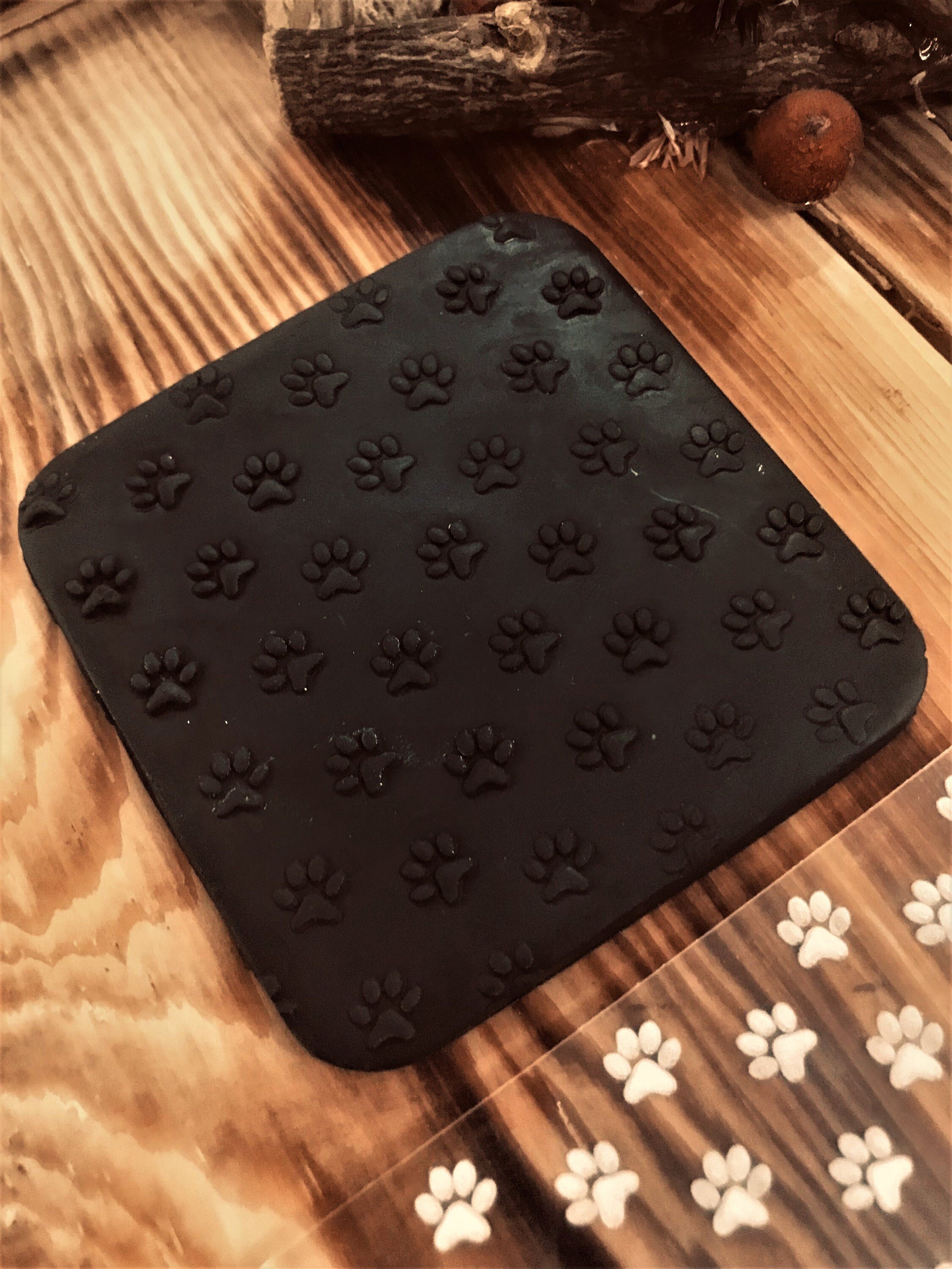 Paw pattern embosser fondant stamp, acrylic embosser for cookies, cupcakes, and cake decorating debosser, Polymer Clay Debossing Stamp