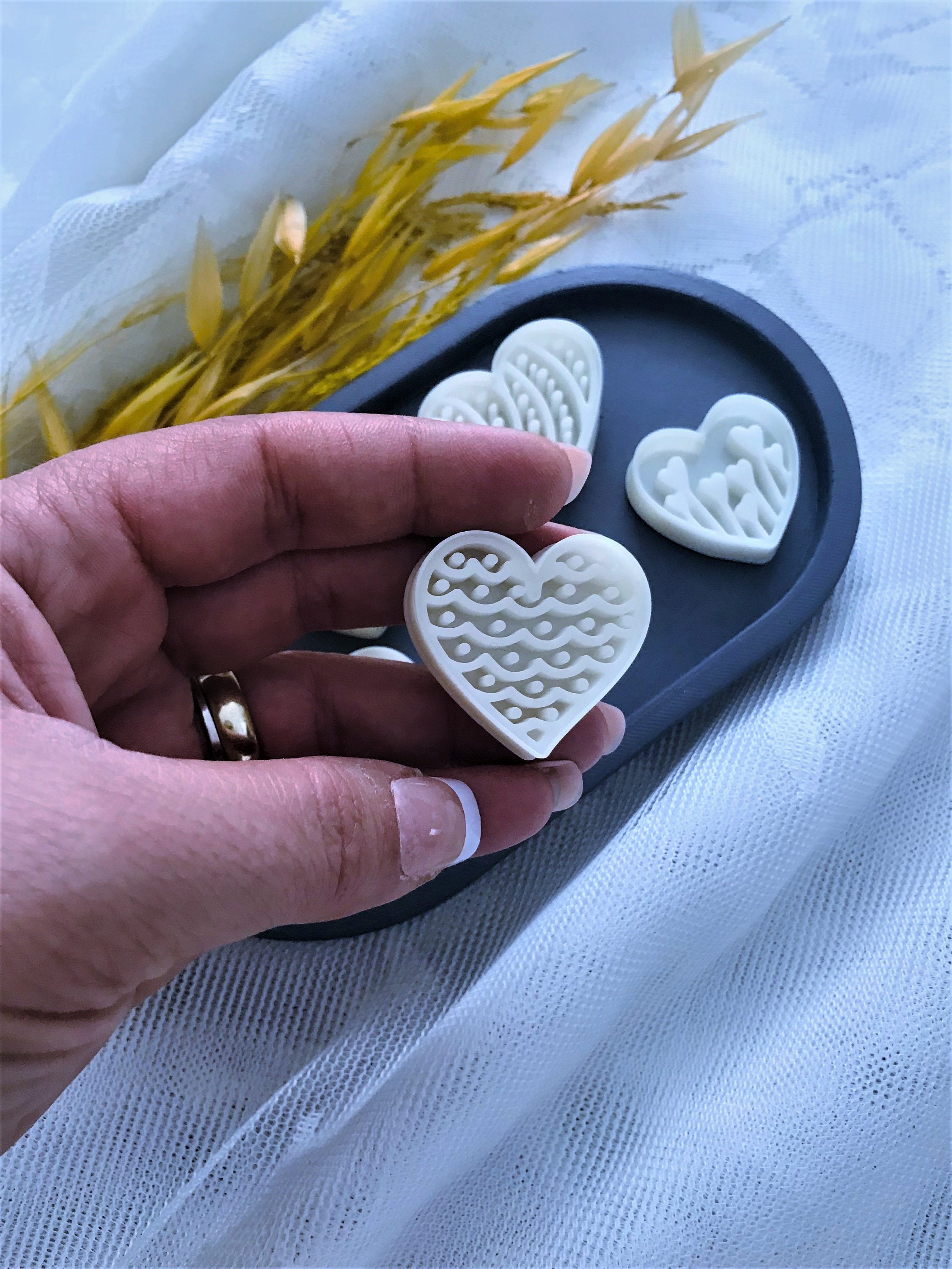 ❤️ 5-in-1 Heart Pattern Clay Cutter Set – Perfect for Jewelry Making & Baking! ❤️