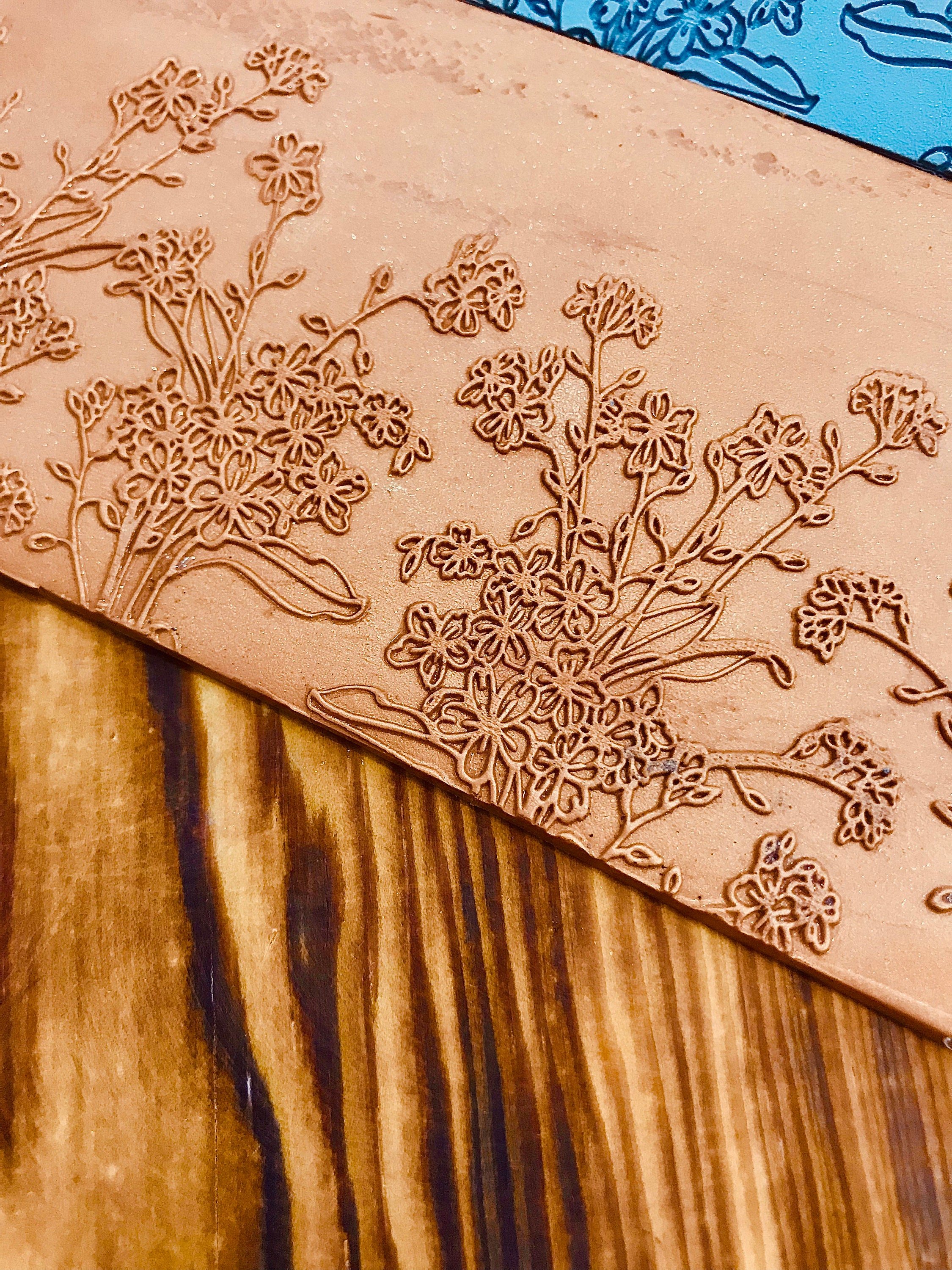 Flower Meadow Rubber Texture Mat – Large Polymer Clay Texture Sheet for Earrings & Jewelry | Floral Pattern | Flexible Clay Tool | 150x70mm