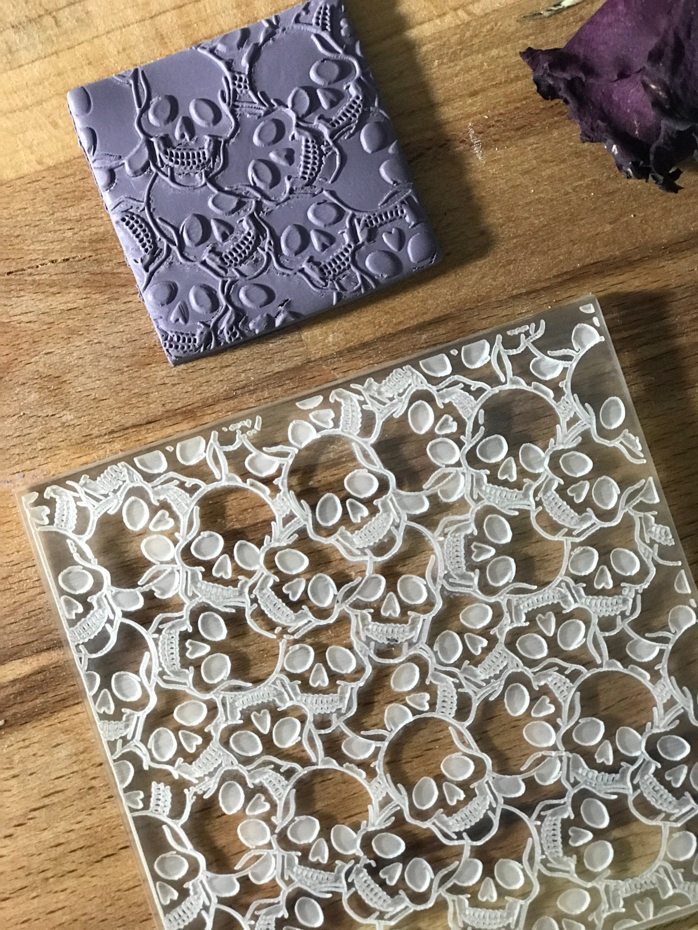 Skull Rubber Texture Mat, Embosser Stamp, Acrylic Clay Texture, Polymer Clay Texture Sheet, Skull Stempel ,Ceramic Earring Supplies