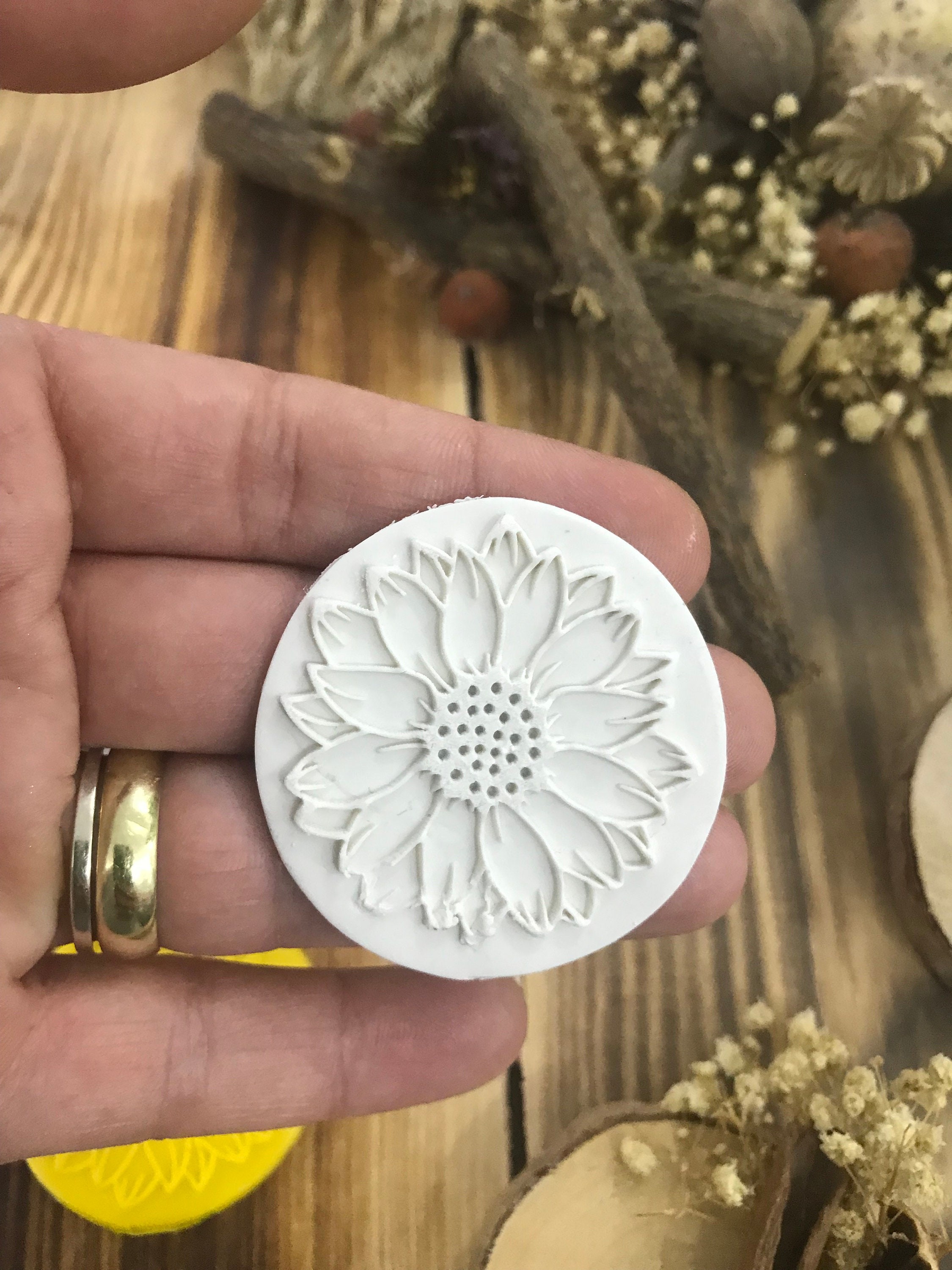Daisy Rubber or Acrylic Texture Mat – Polymer Clay Stamp, Embossing Tool, Acrylic Texture Sheet, Plaque, Tile for Fimo, Sculpey, Cernit