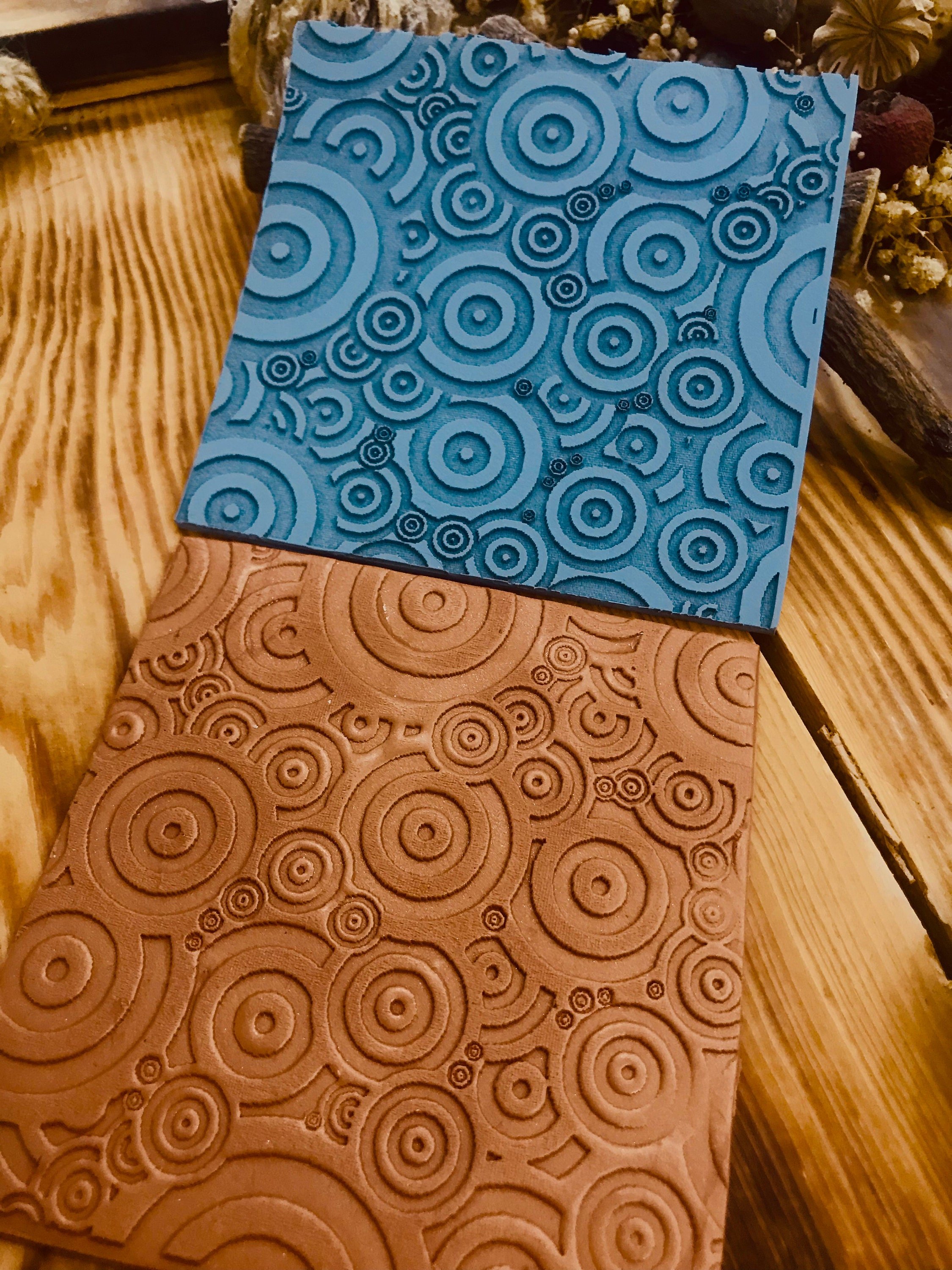 Circle Geometrical Pattern Rubber Texture Mat – 10x10 cm Rubber Sheet for Polymer Clay, Jewelry Making & Clay Rolling Tools