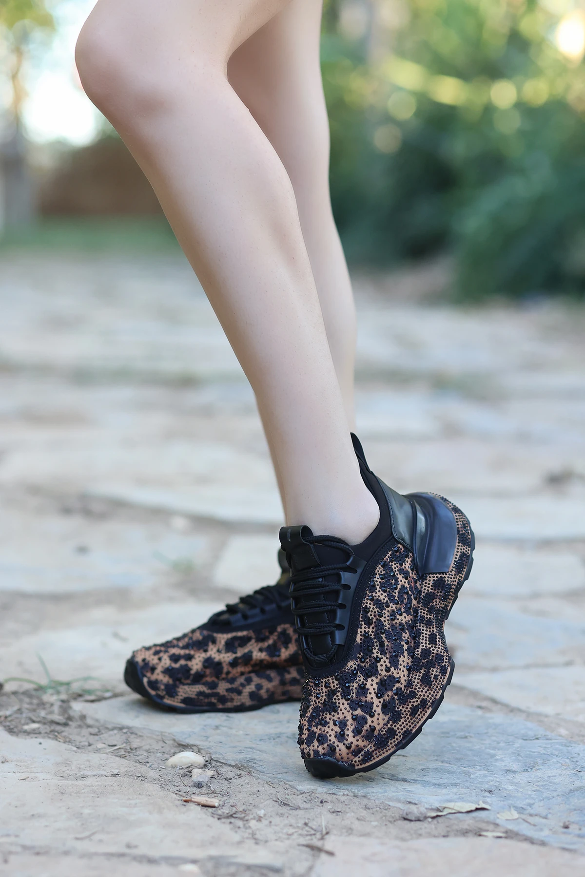 LJN 605 Bağcıklı Taşlı Spor Ayakkabı