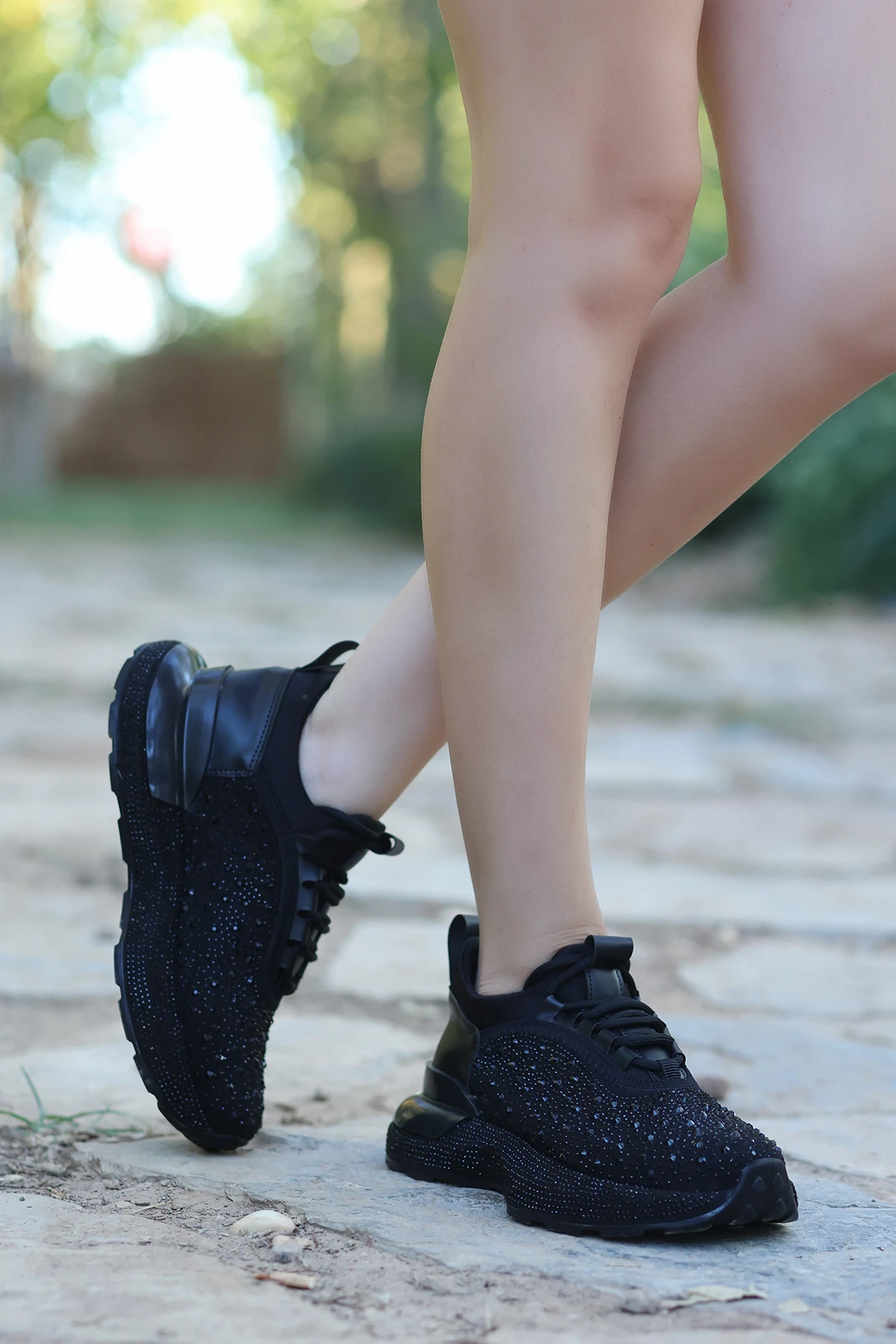 LJN 605 Bağcıklı Taşlı Spor Ayakkabı