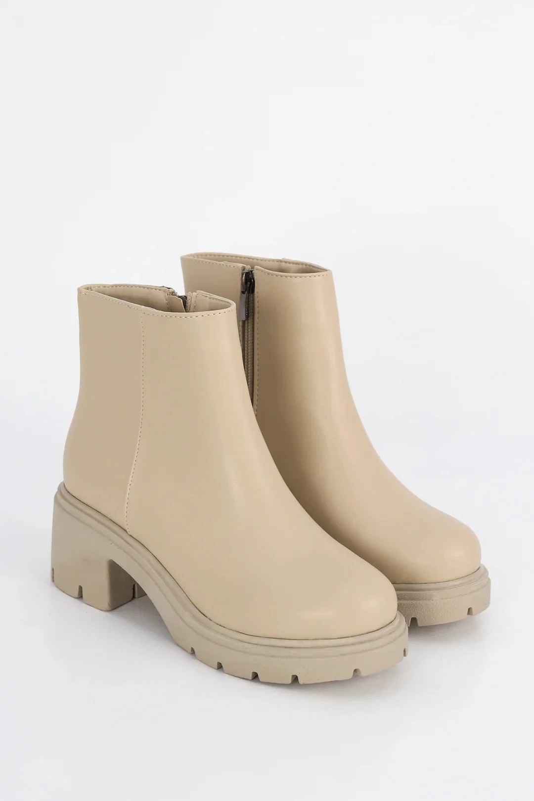 NVL 557 Yandan Fermuarlı Orta Topuk Yarım Bot