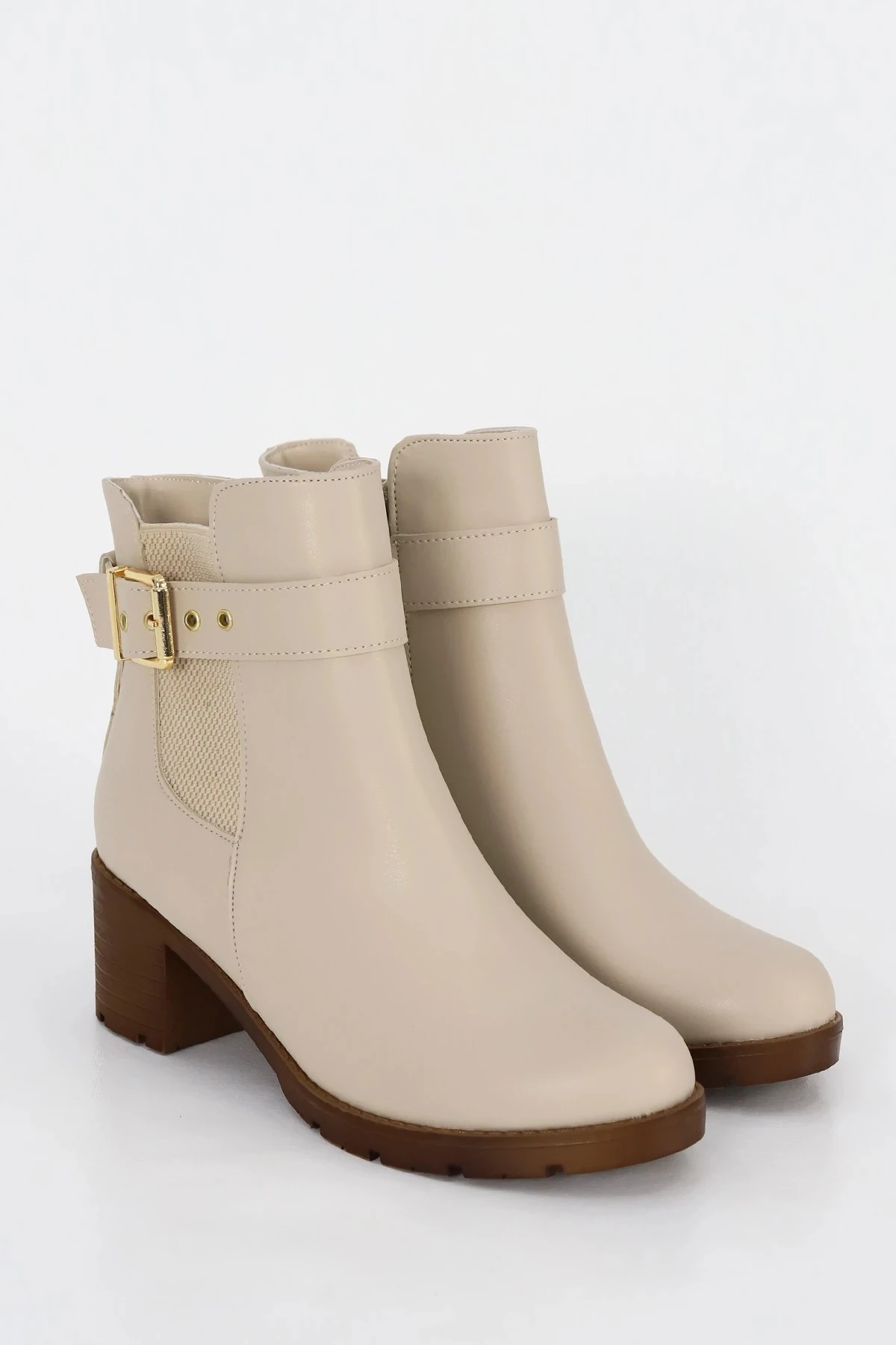 BLN 770 Kemer Toka Detaylı Orta Topuklu Yarım Bot