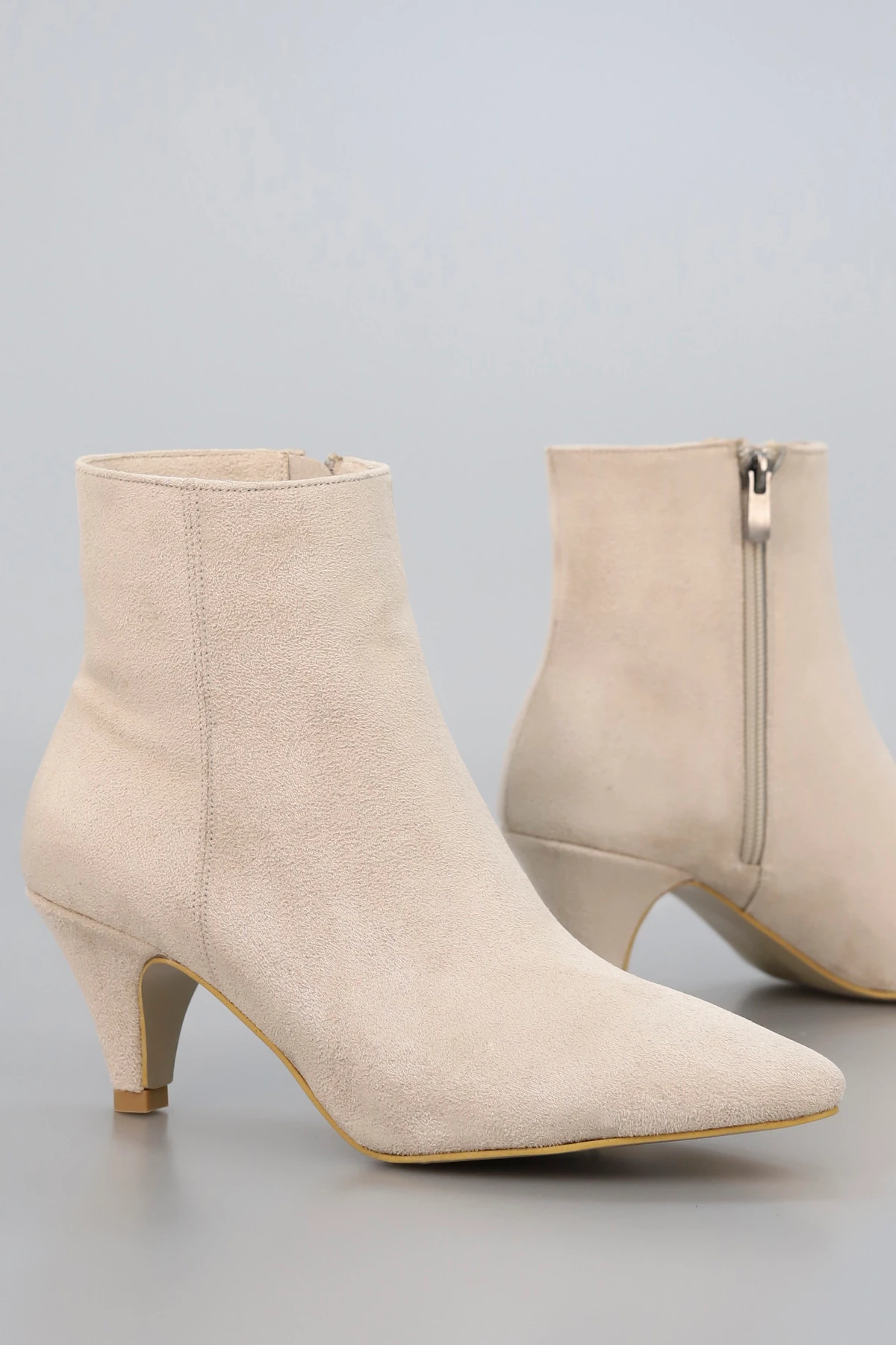 PİER 100 Fermuarlı Fındık Topuklu Bot