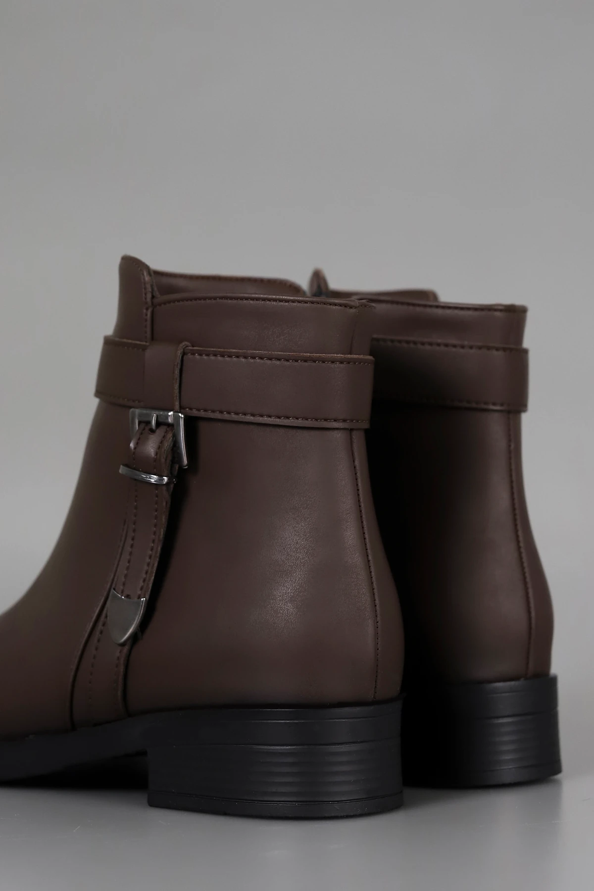 BLN 492 Kemer Detaylı Fermuarlı Bot